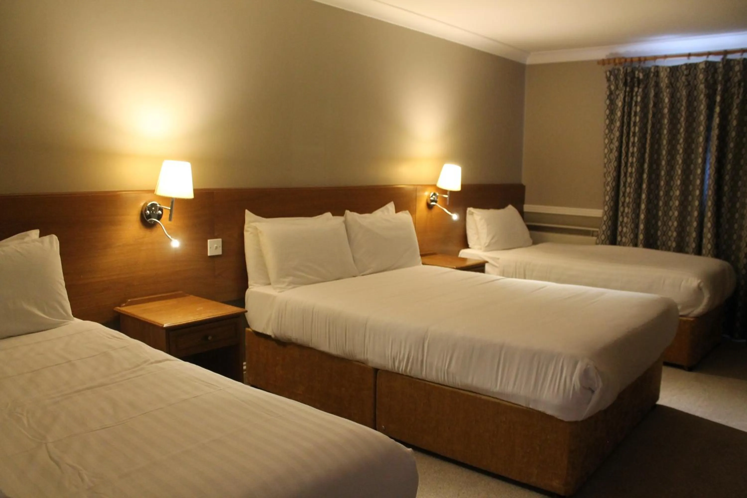 Family, Bed in Tralee Benners Hotel