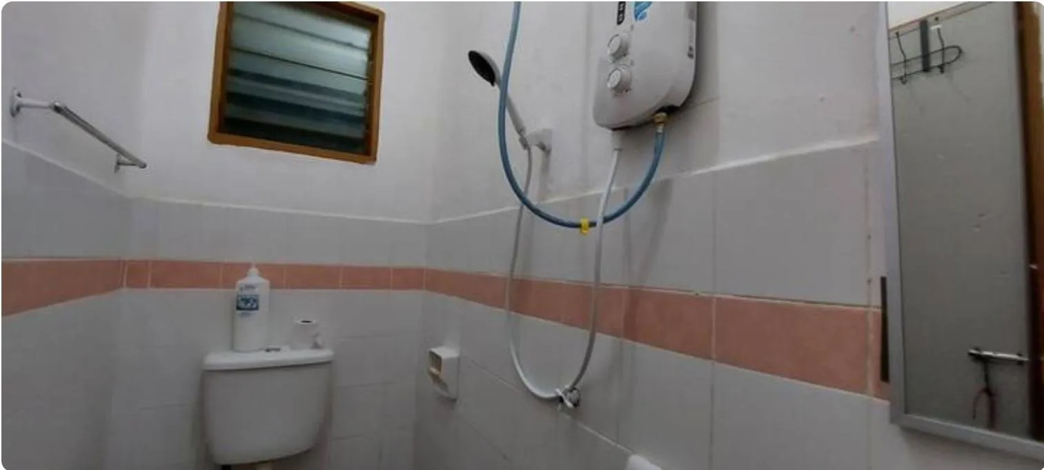 KK Minimalist Budget 2 Bedroom Appt f 6 free park