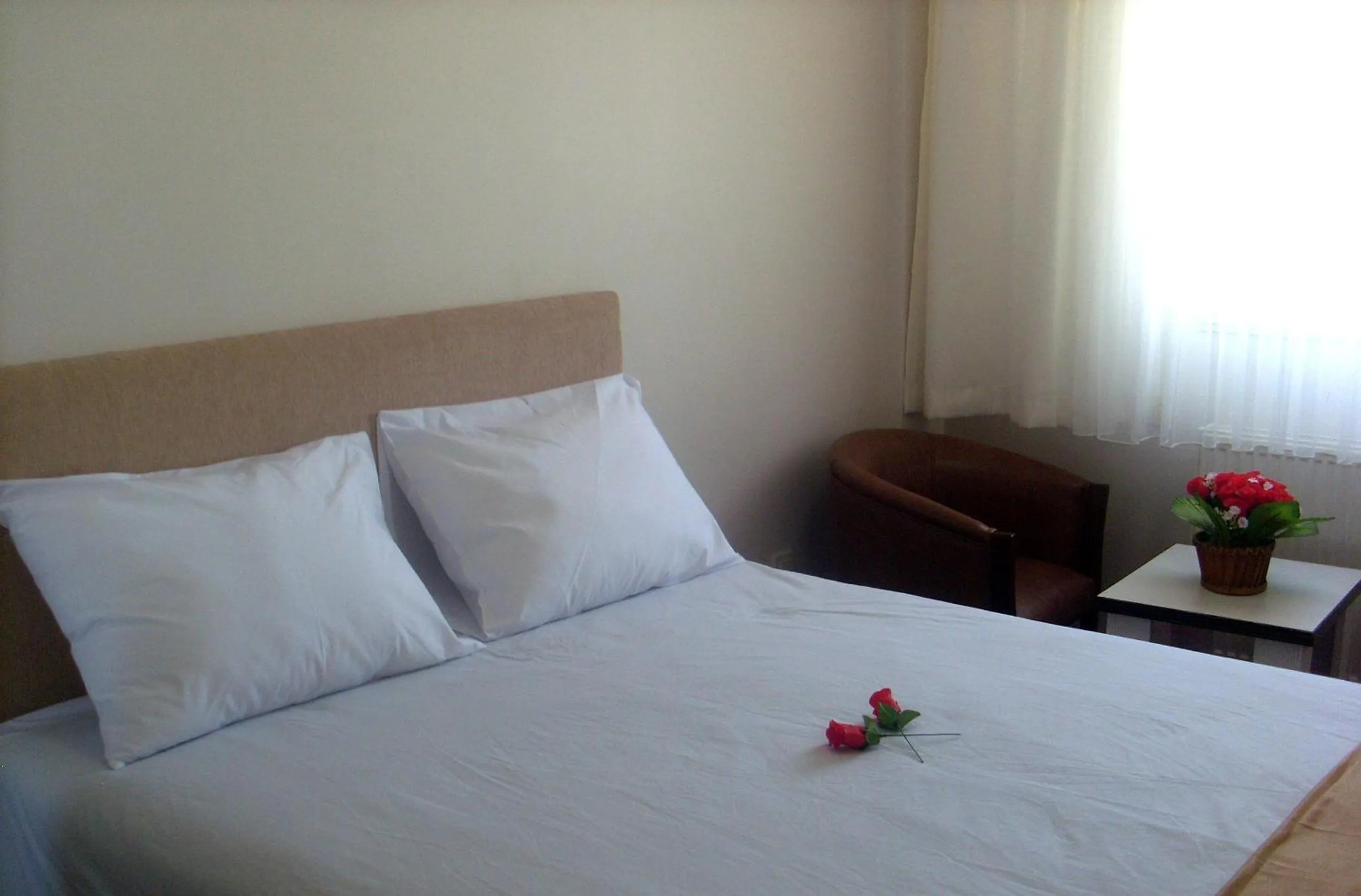 Bed in Butik Ertur Hotel
