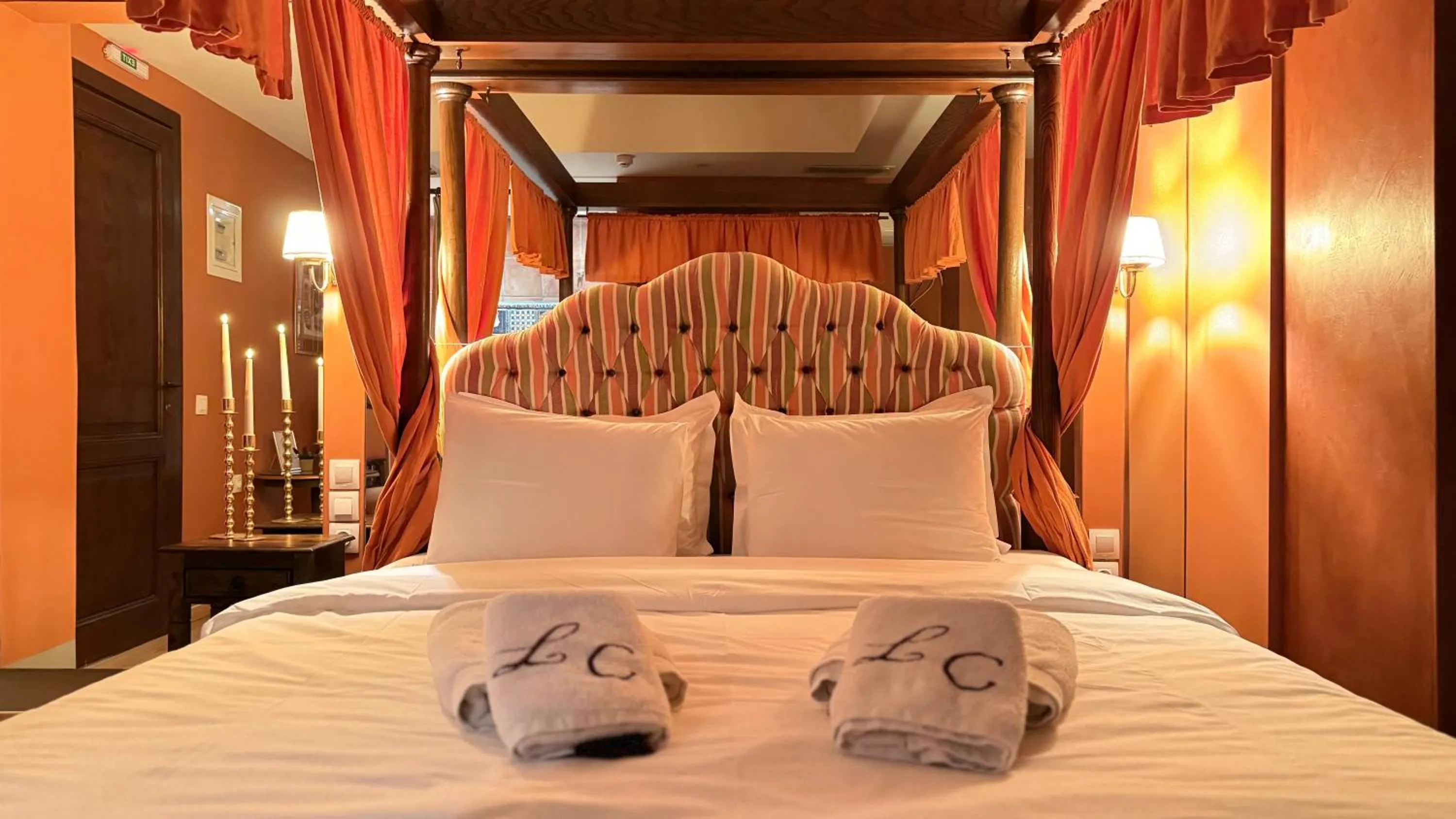 Great Greece Le Convivial Suites