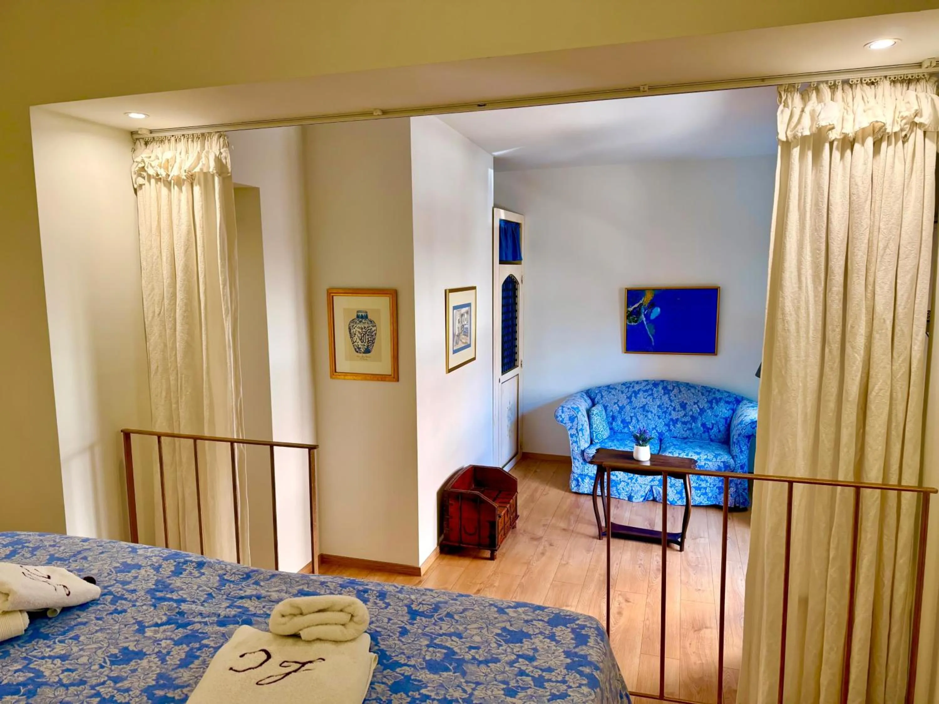 Bed in Great Greece Le Convivial Suites