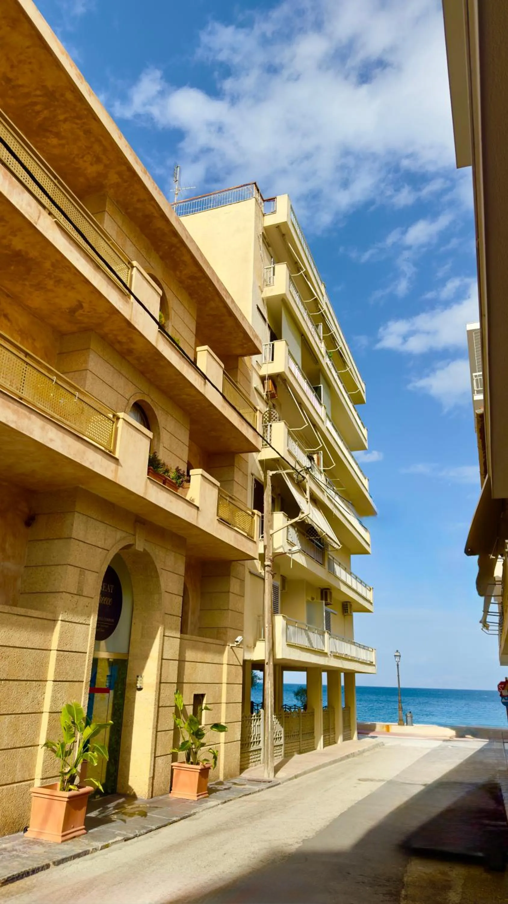 Property building in Great Greece Le Convivial Suites