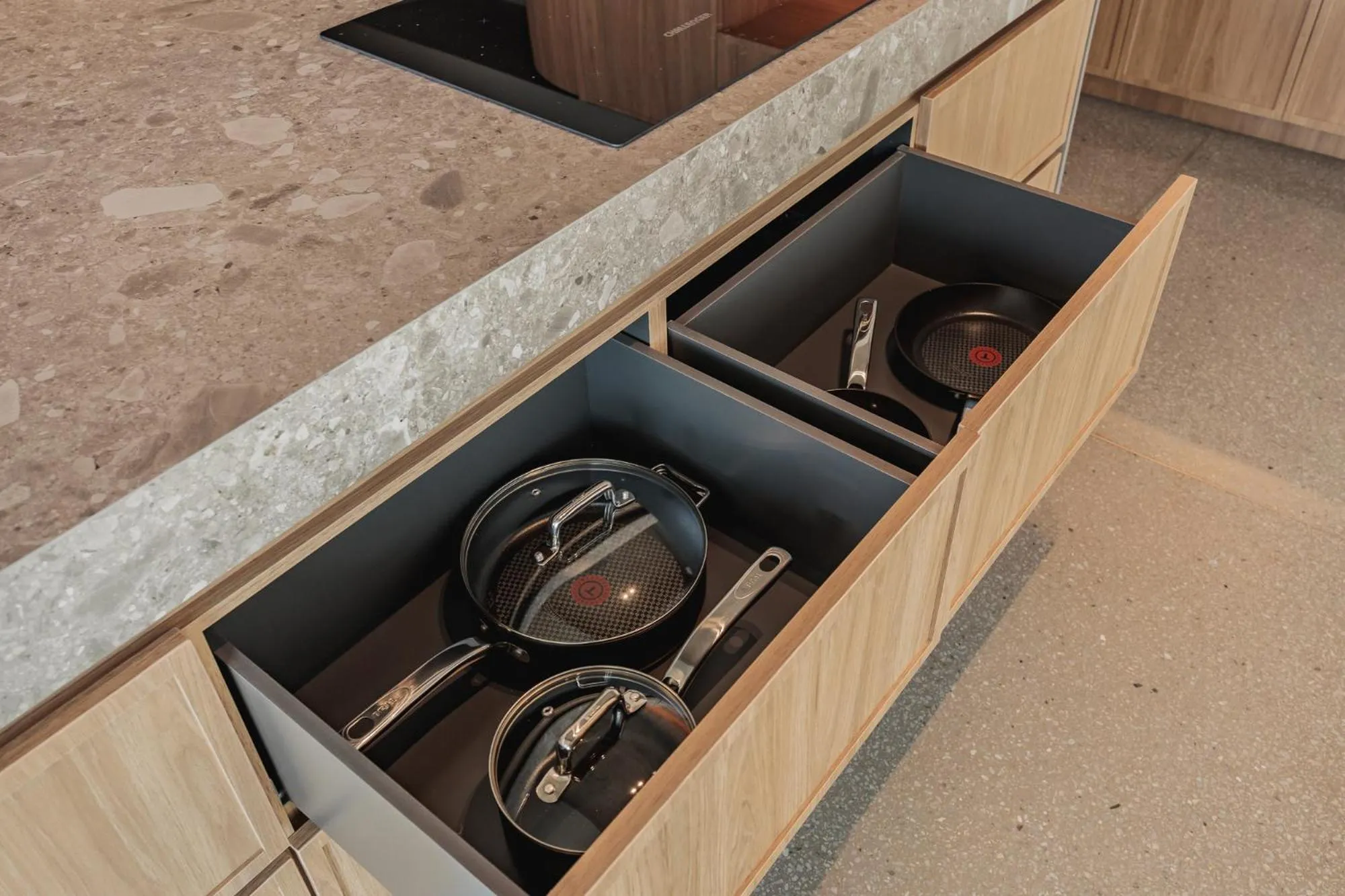 Kitchen or kitchenette in The Somos Loho Hotel