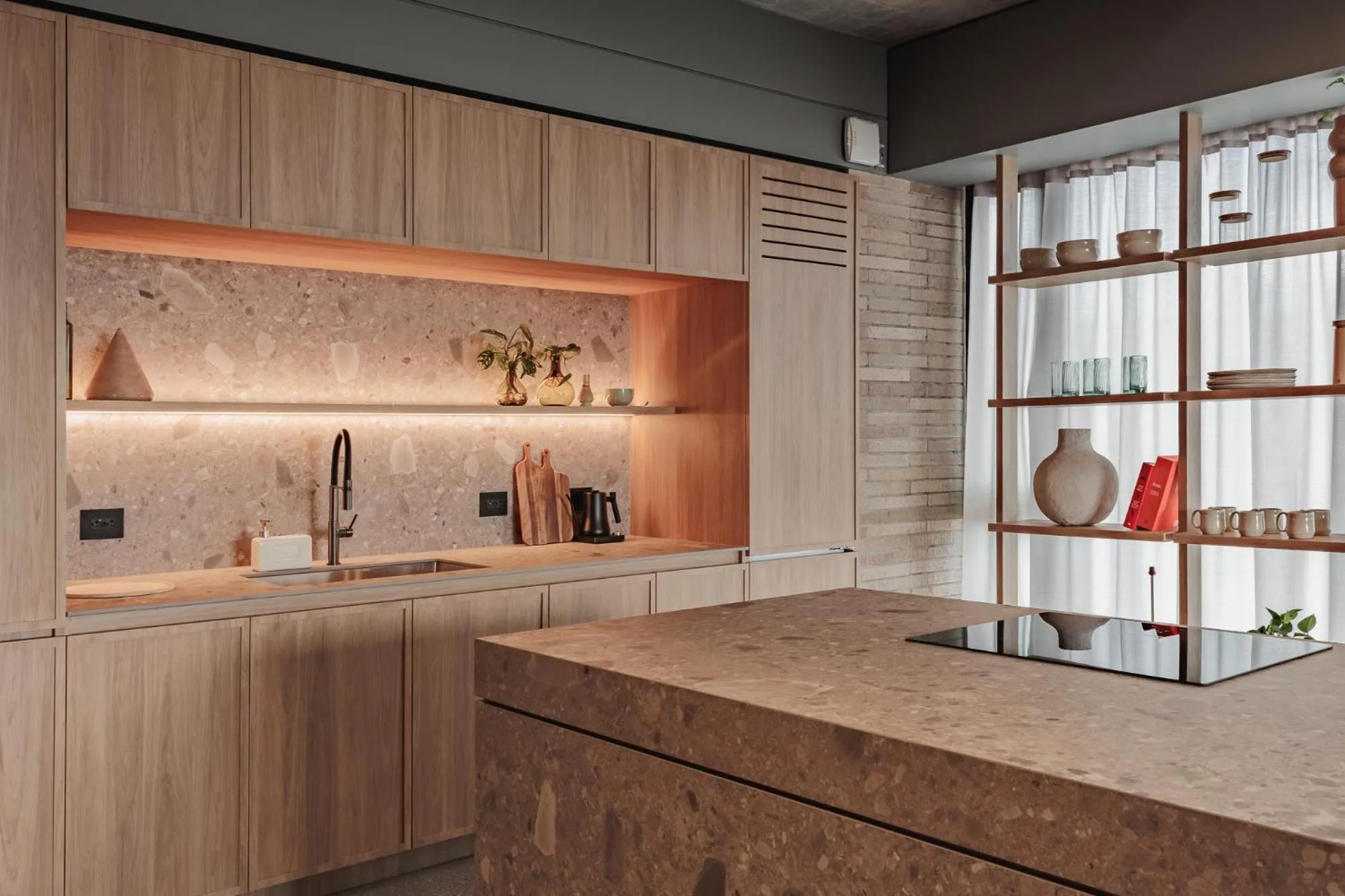 Coffee/tea facilities in The Somos Loho Hotel