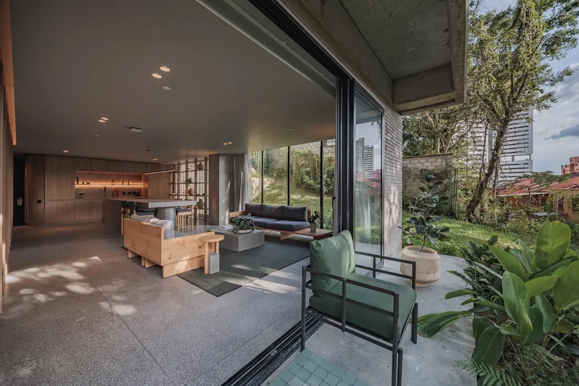 Deluxe Apartment with Bath tub in The Somos Loho Hotel Deluxe Apartment with Bath tub in The Somos Loho Hotel