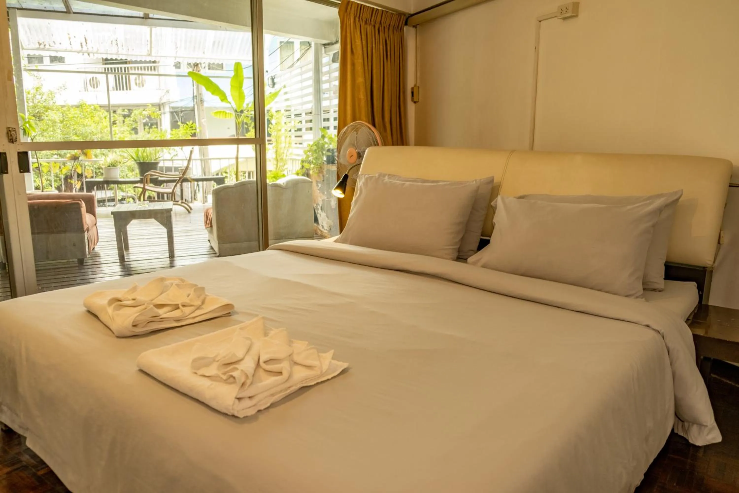 Bed in Home16 Sukhumvit16