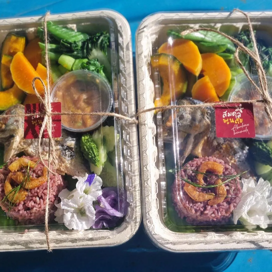 Restaurant/places to eat in Home16 Sukhumvit16