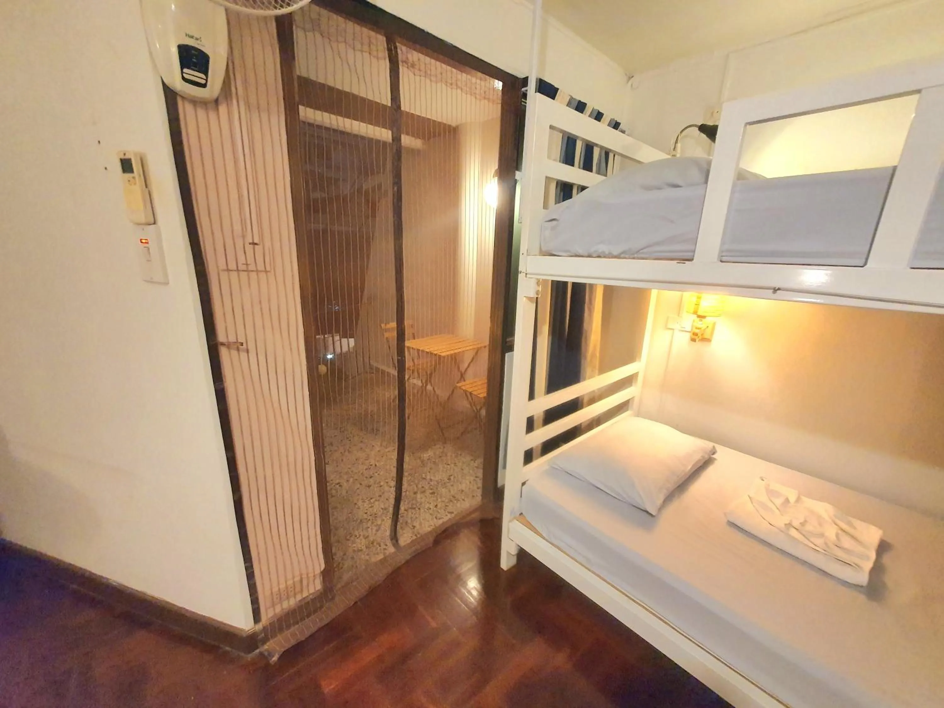 Bed in Home16 Sukhumvit16