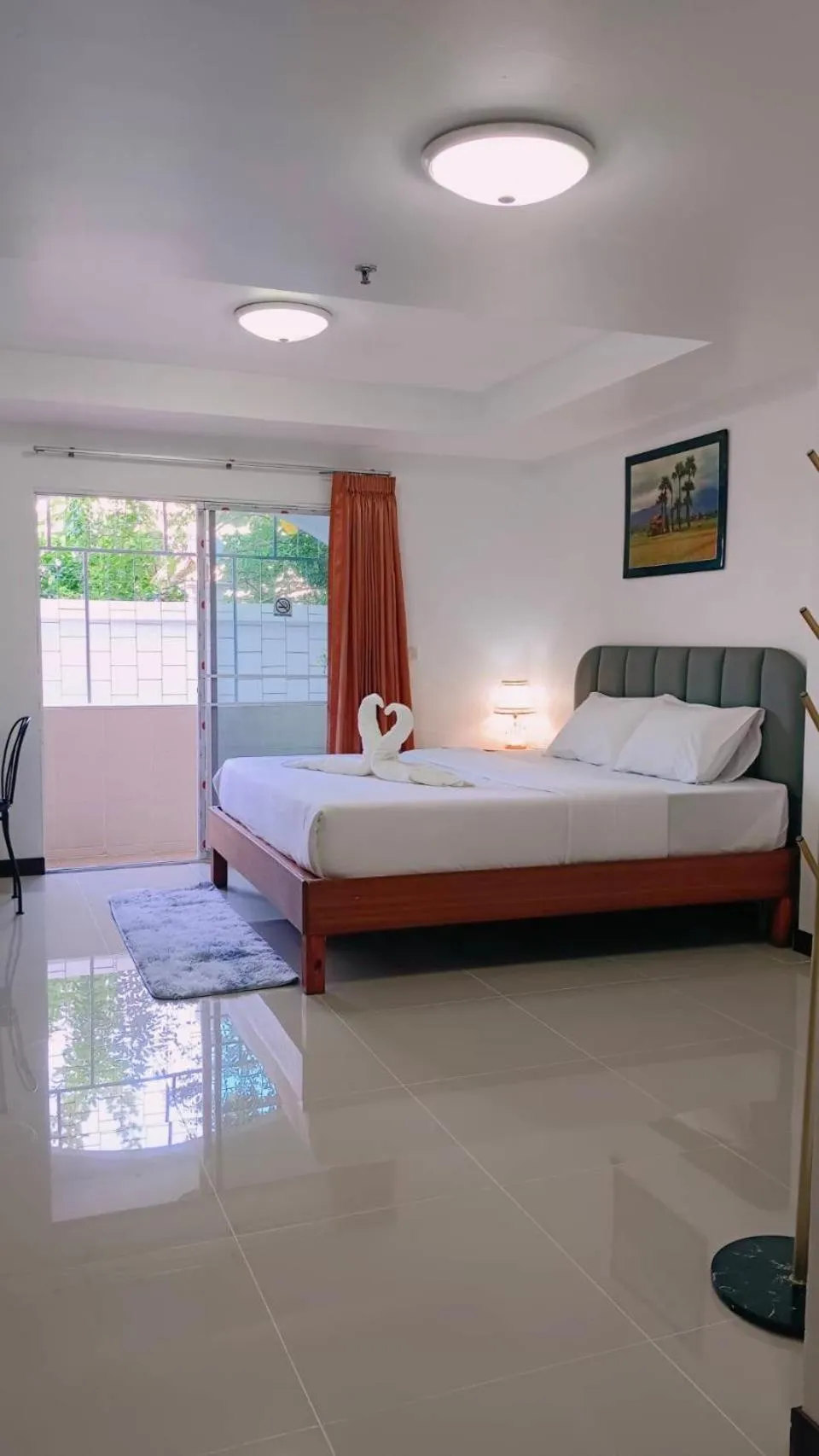 Bed in Convenient Resort