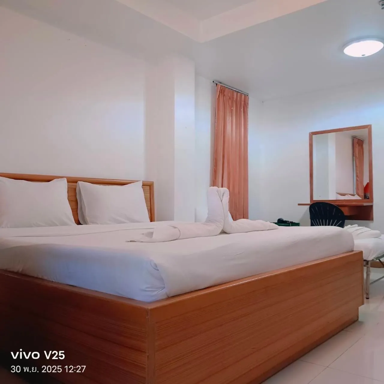 Bed in Convenient Resort