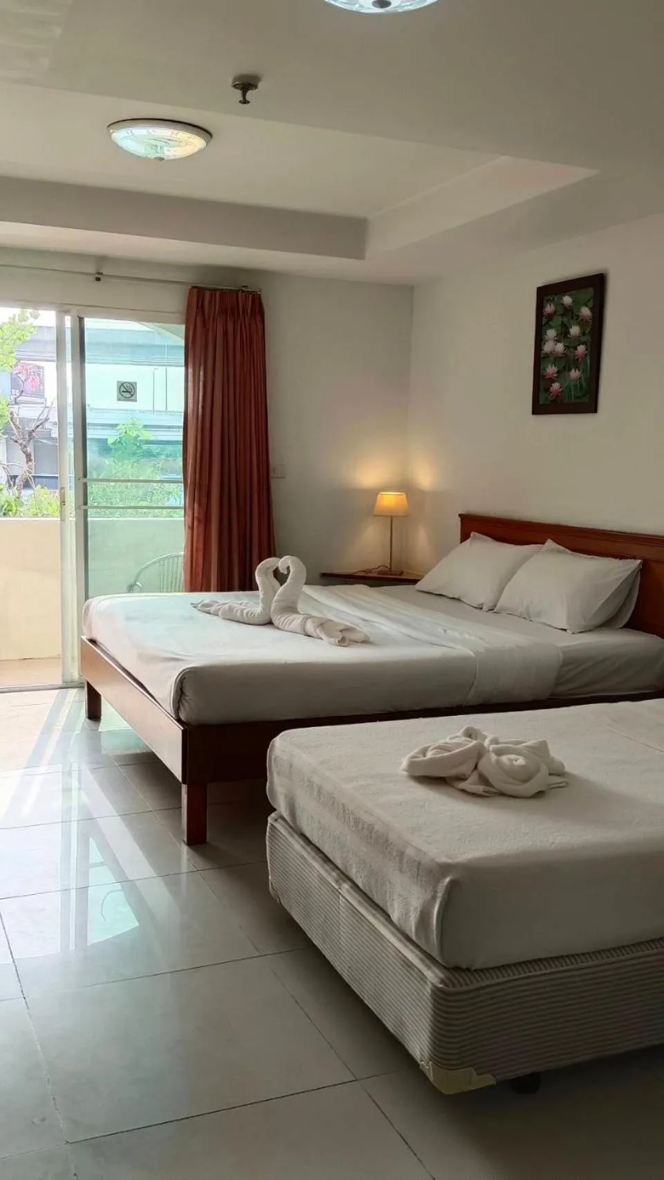 Bed in Convenient Resort