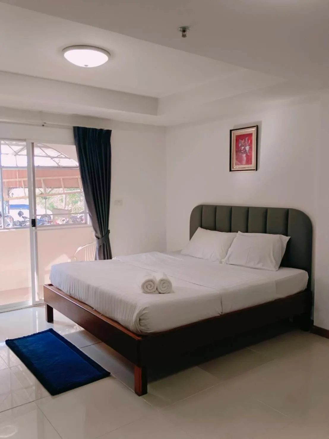 Bed in Convenient Resort