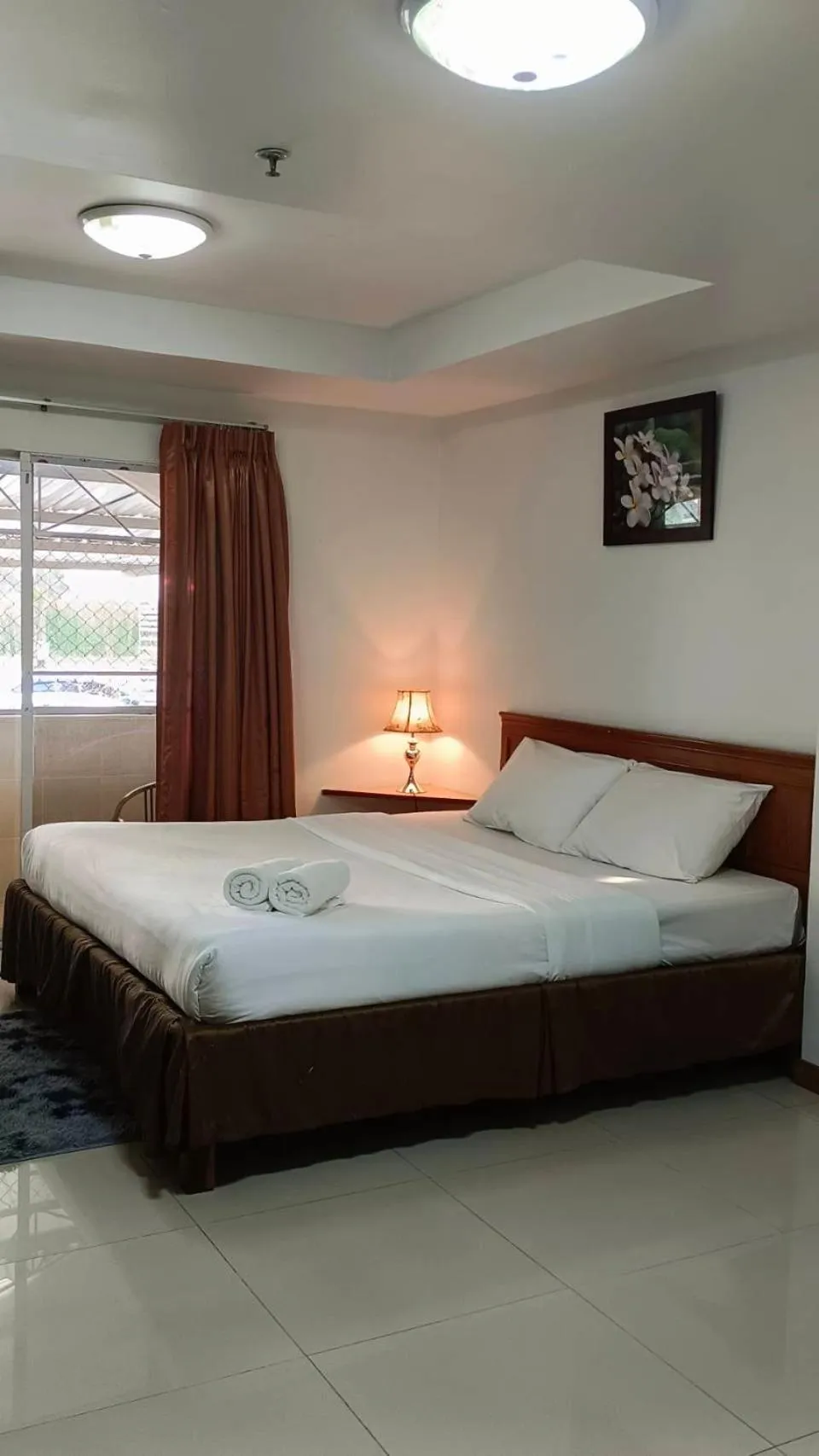 Bed in Convenient Resort