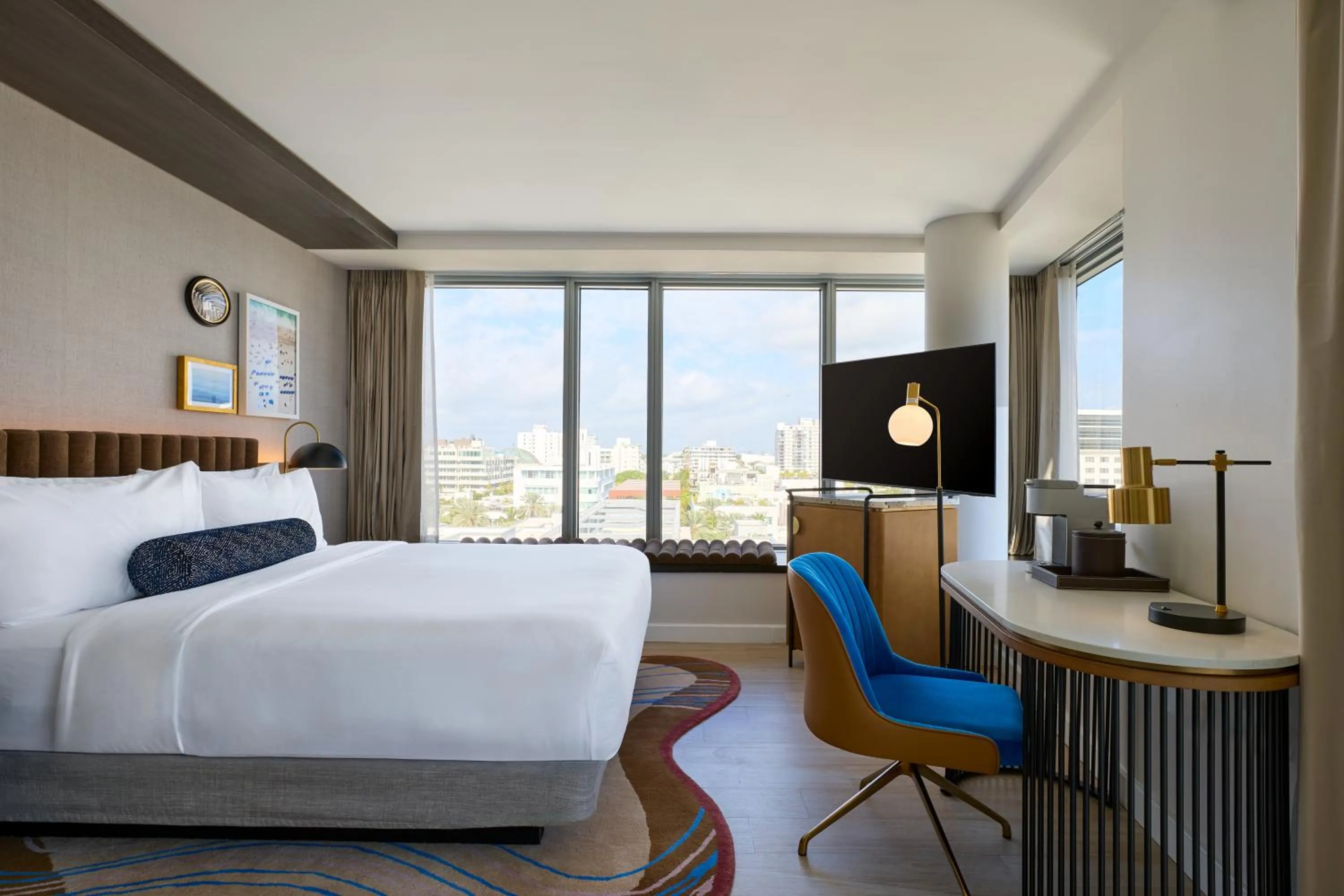 Bedroom, Bed in Hyatt Centric South Beach Miami
