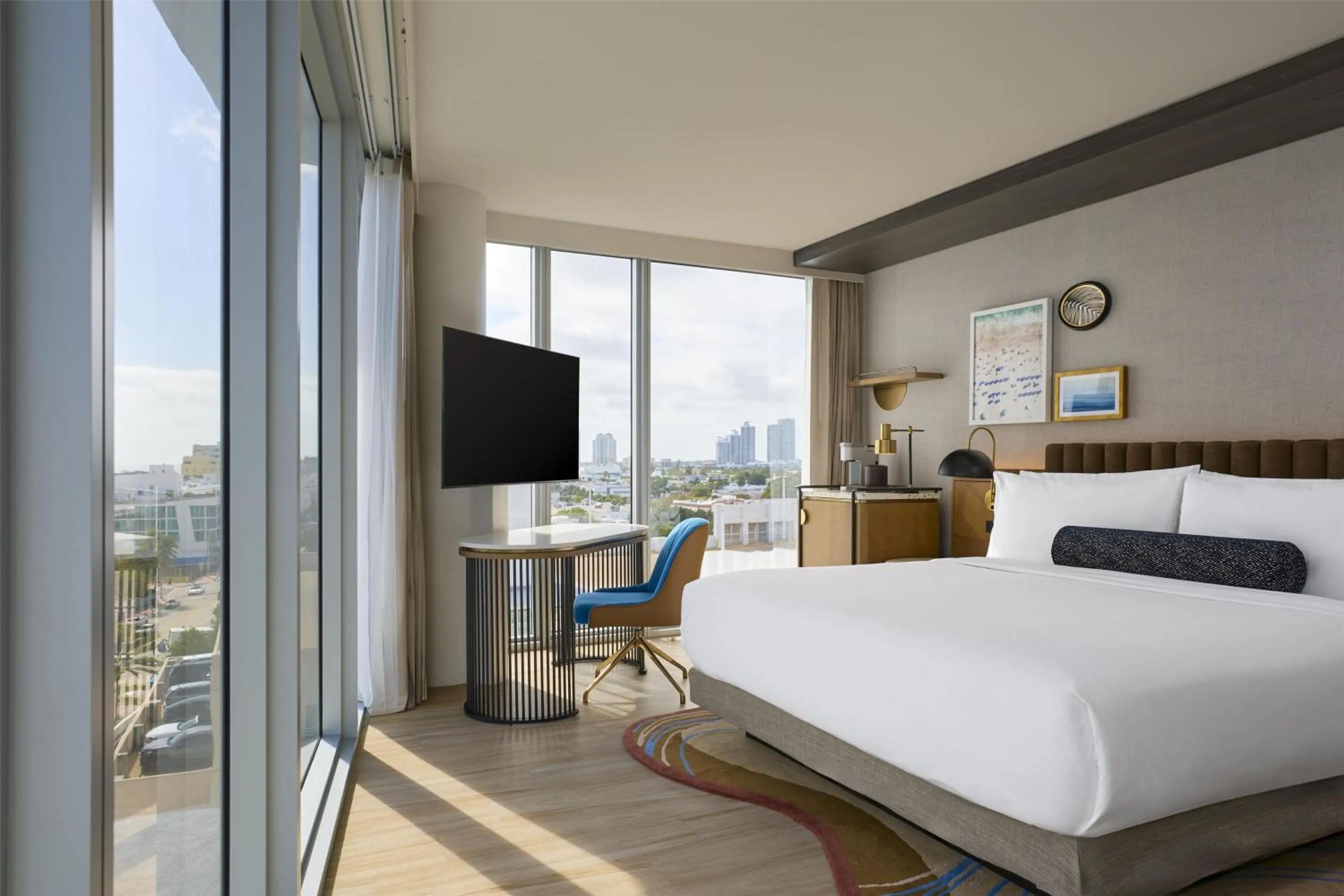 Bedroom, Bed in Hyatt Centric South Beach Miami