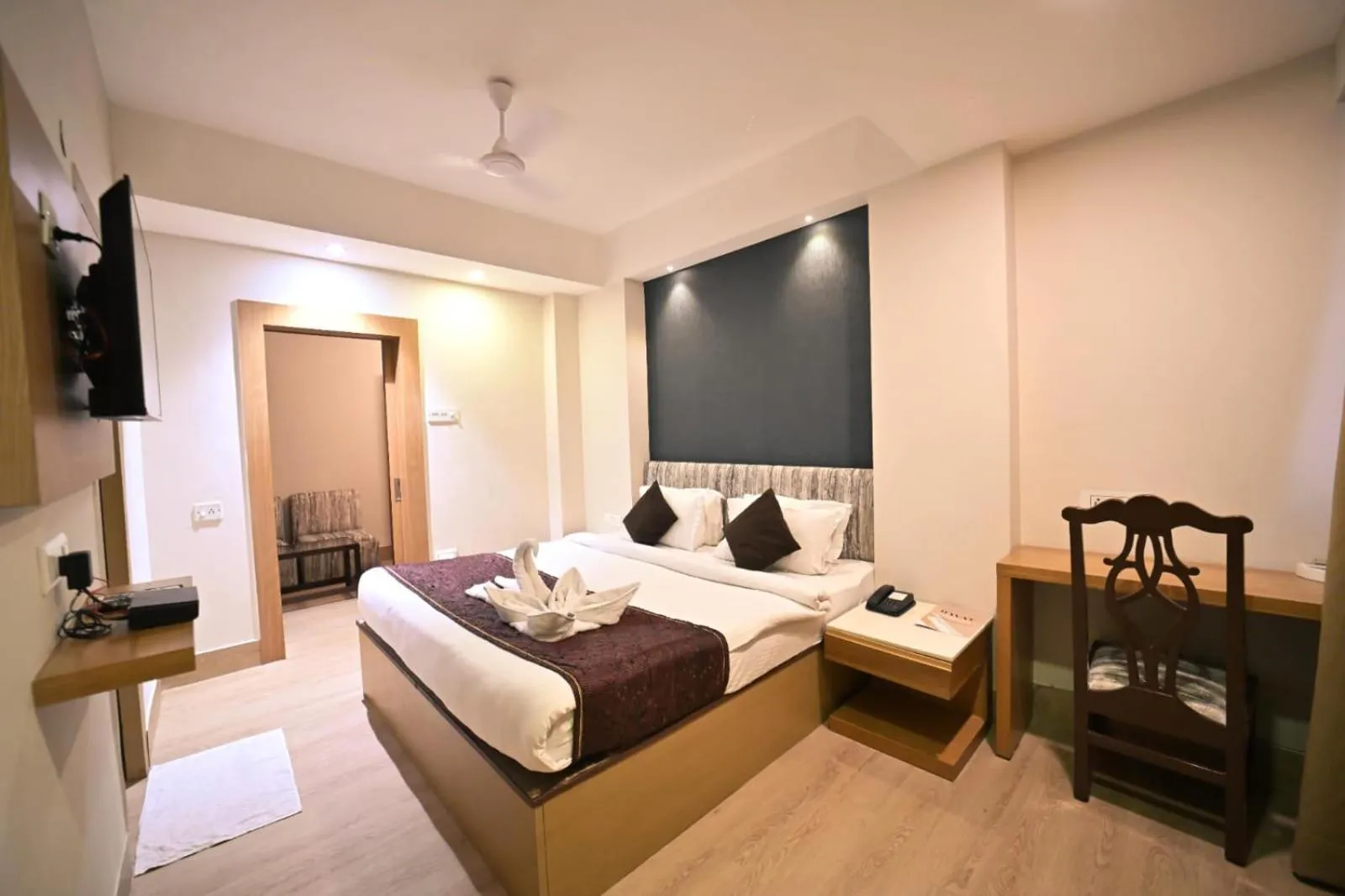 Bed in Hotel Prag Continental