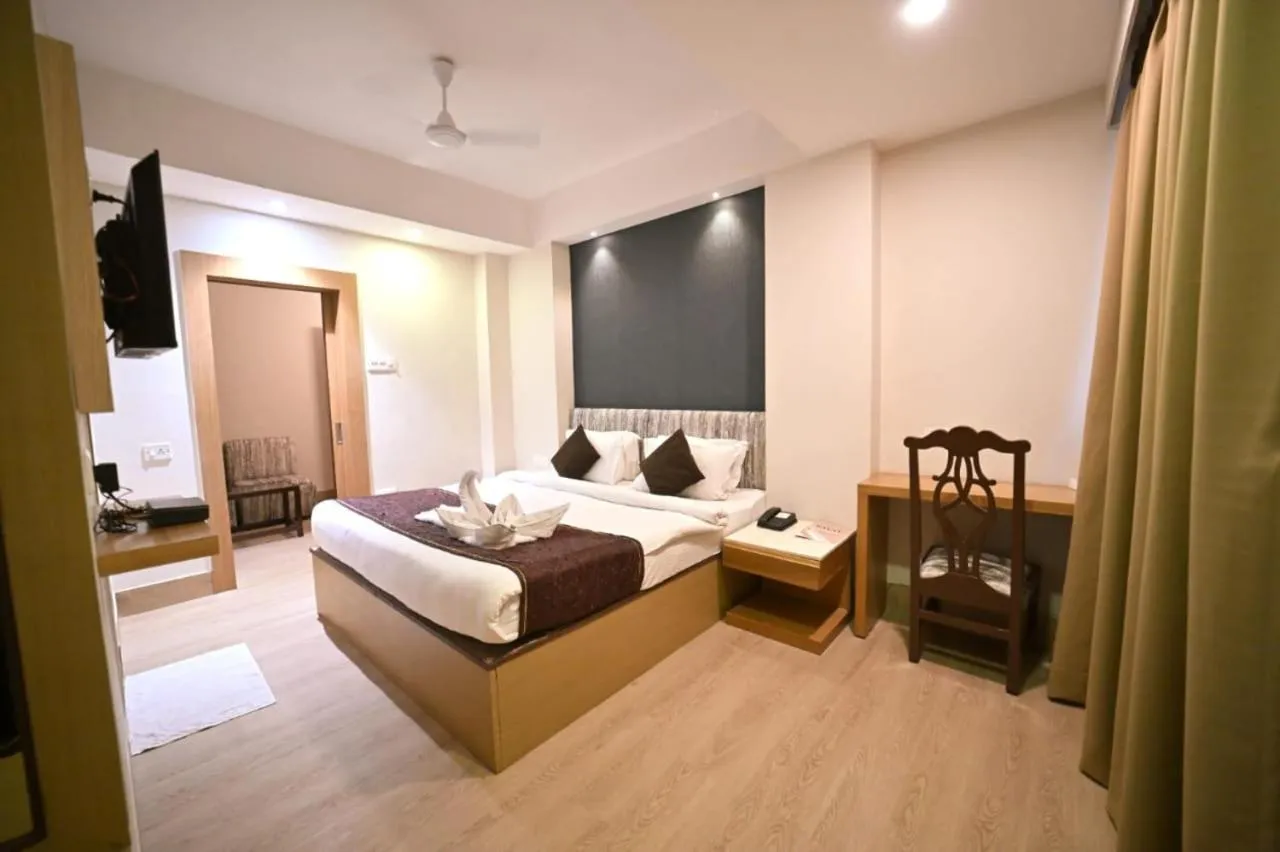 Bed in Hotel Prag Continental