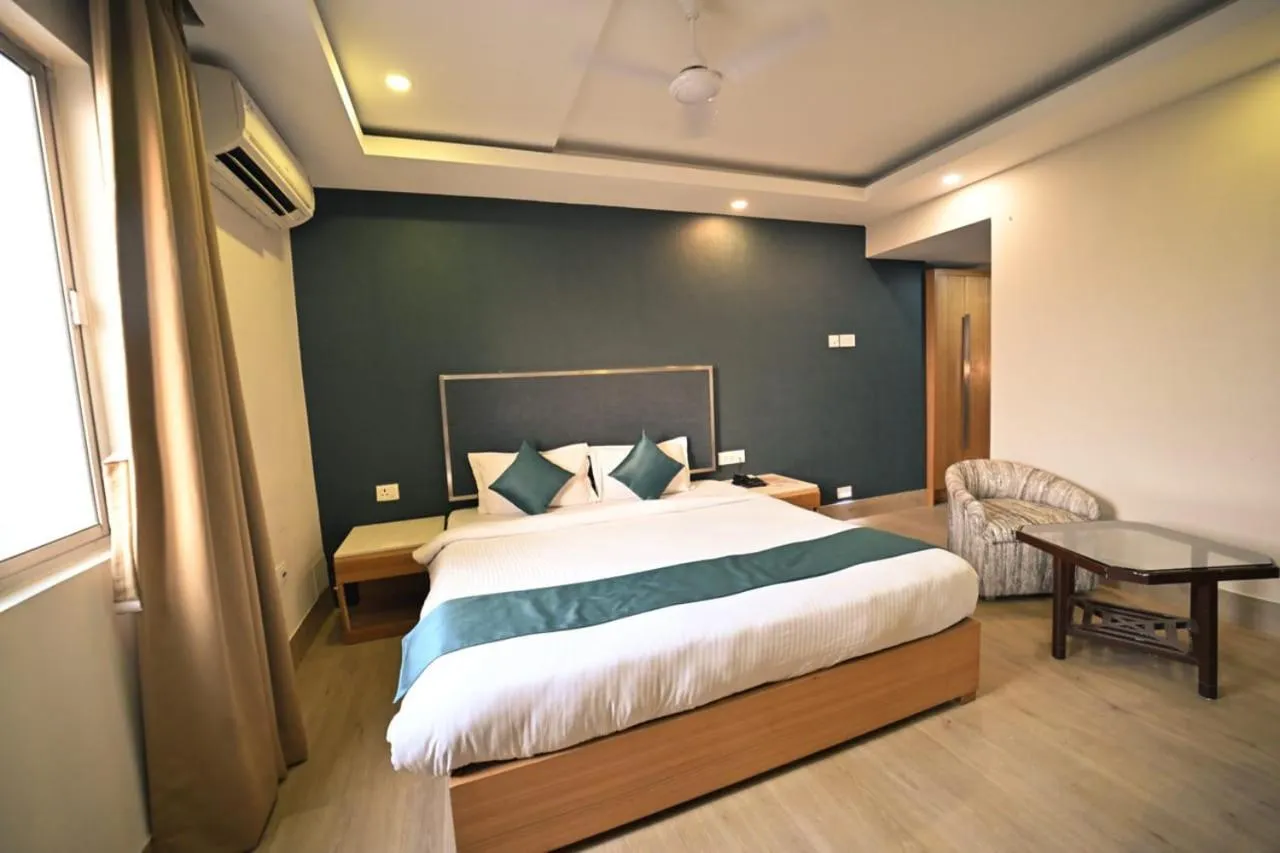 Bed in Hotel Prag Continental