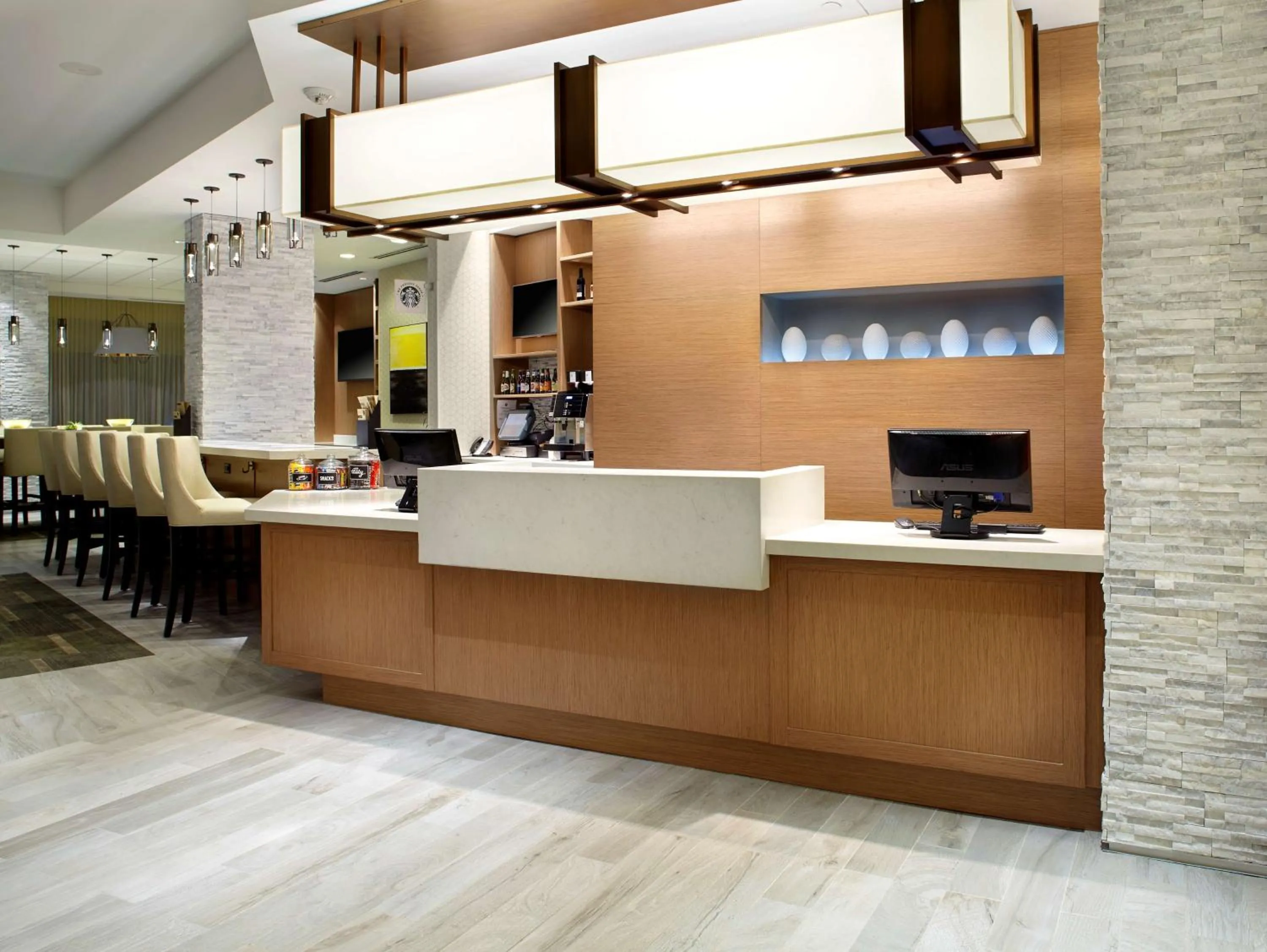 Lobby or reception in Hyatt Place Miami Airport East