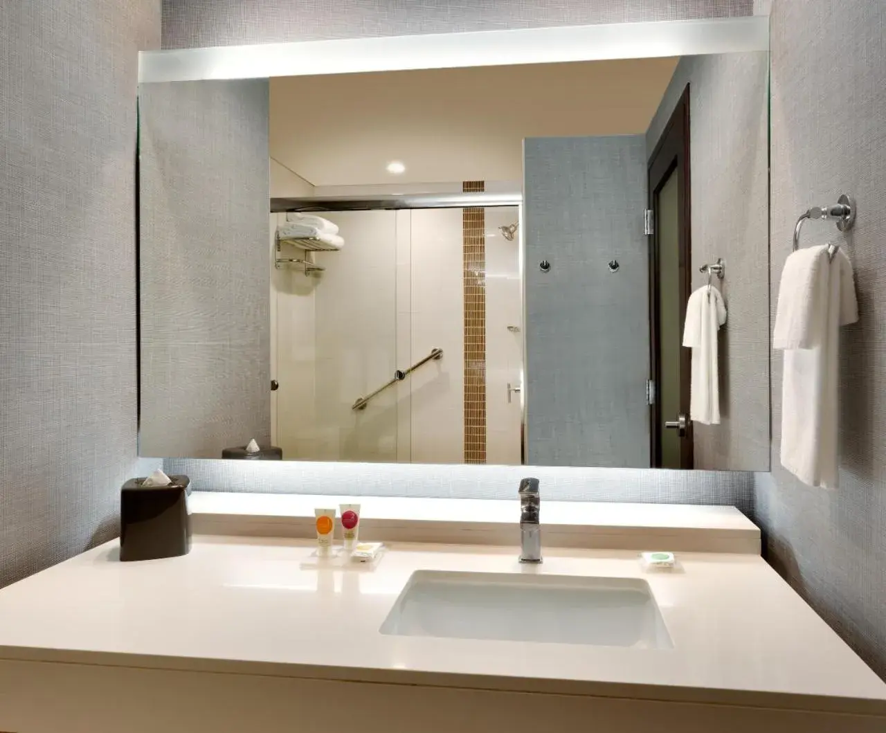 Queen Room with Two Queen Beds and Sofa Bed - High Floor in Hyatt Place Miami Airport East Queen Room with Two Queen Beds and Sofa Bed - High Floor in Hyatt Place Miami Airport East