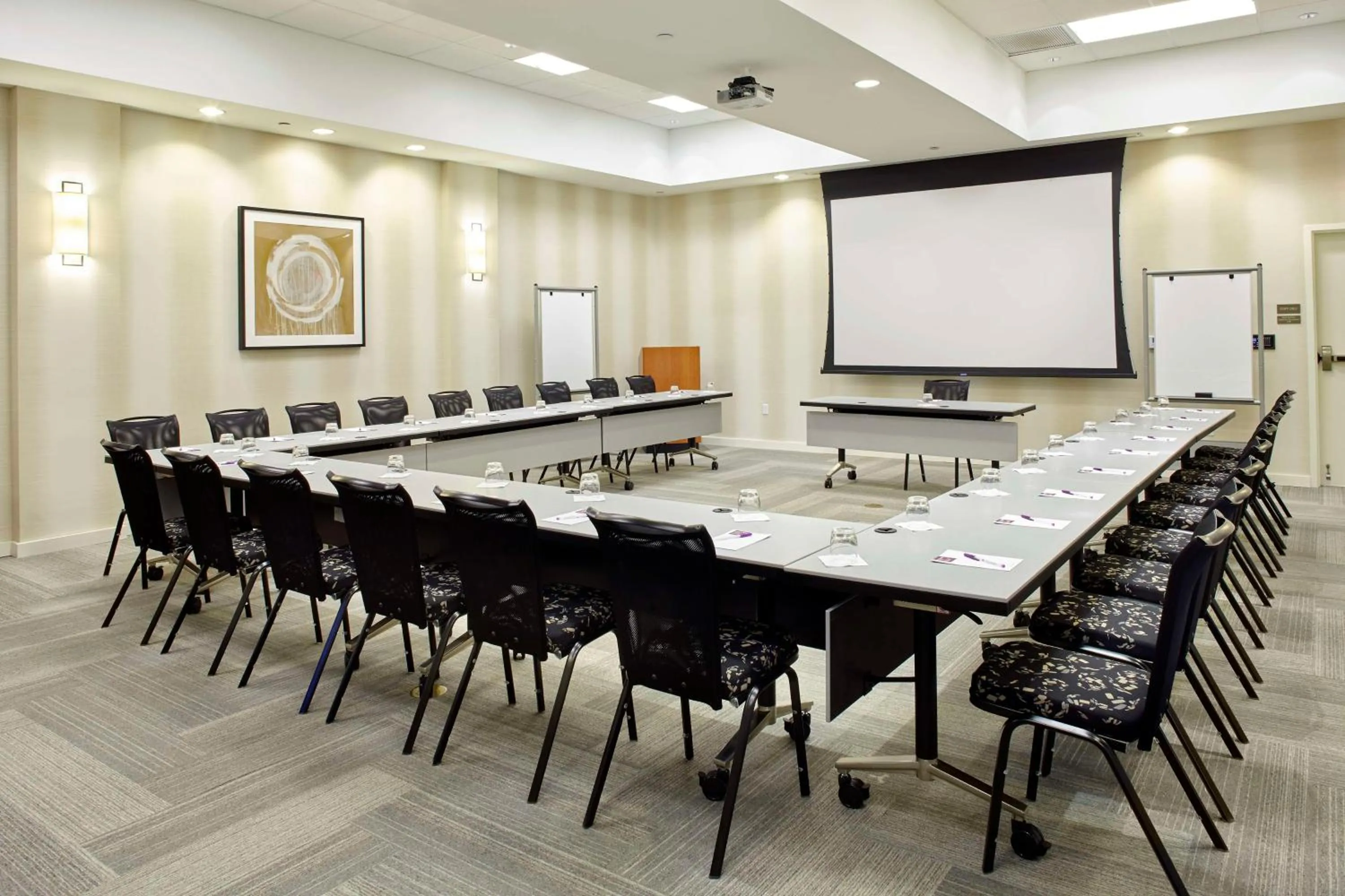 Meeting/conference room in Hyatt Place Miami Airport East
