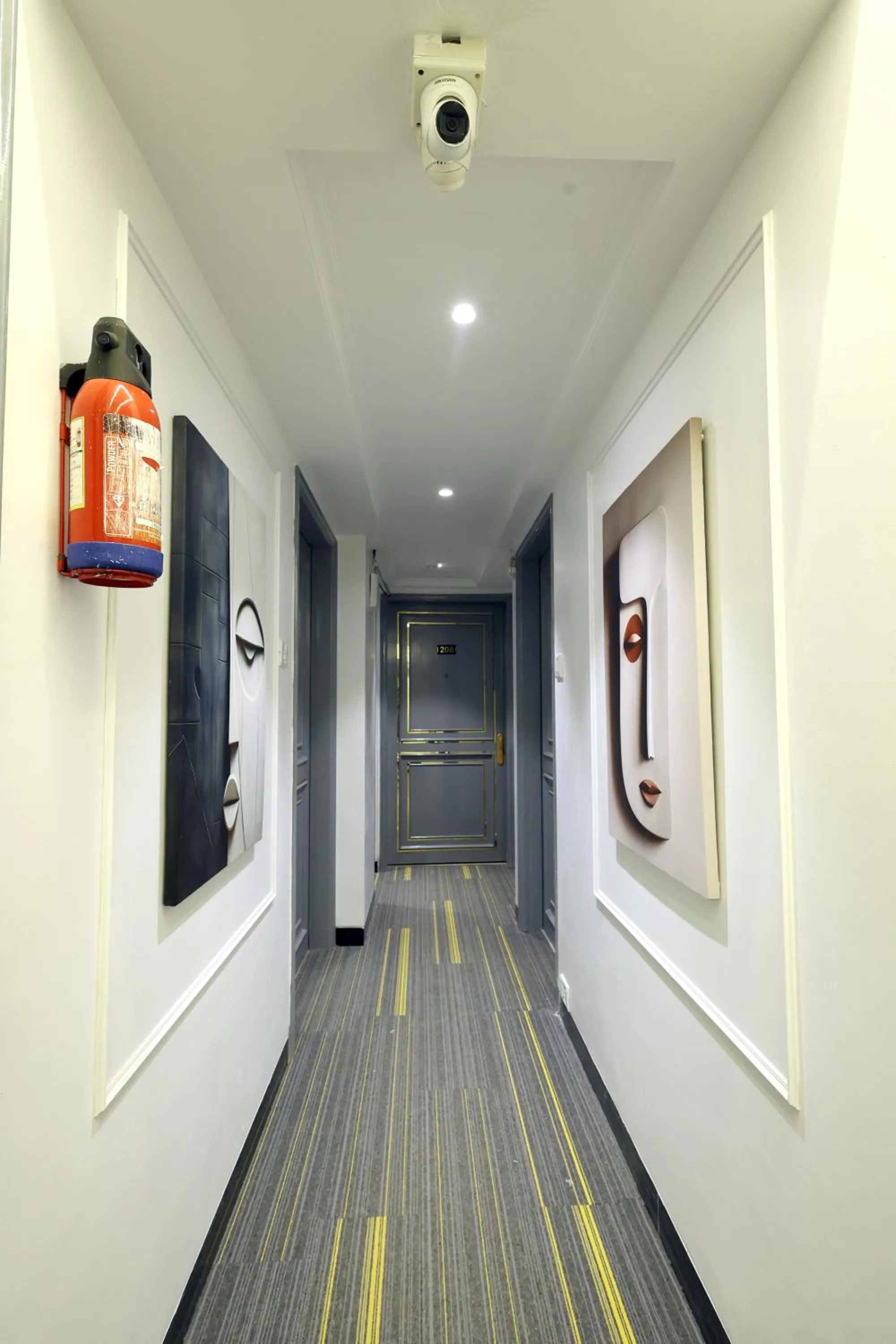 Lobby or reception in MyOtel - Santacruz