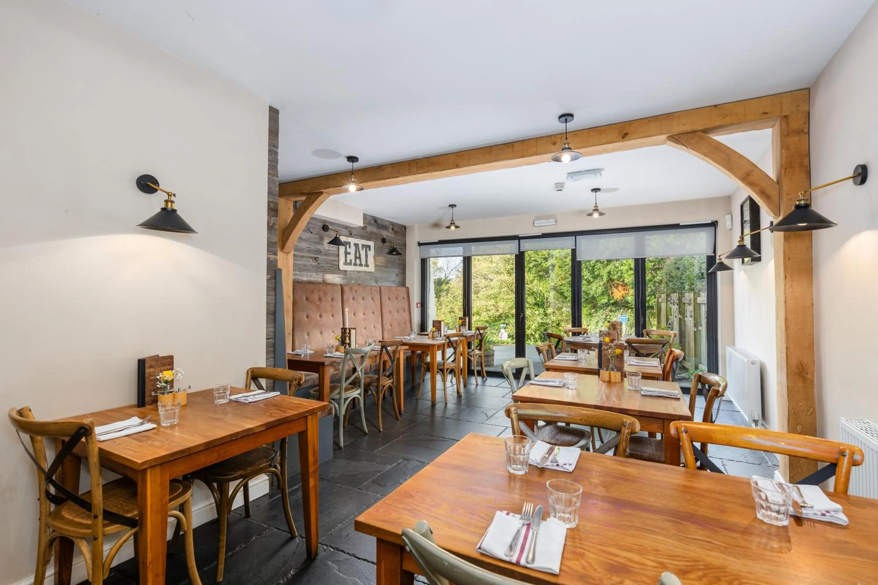 Restaurant/places to eat in The Hare and Hounds, Levens