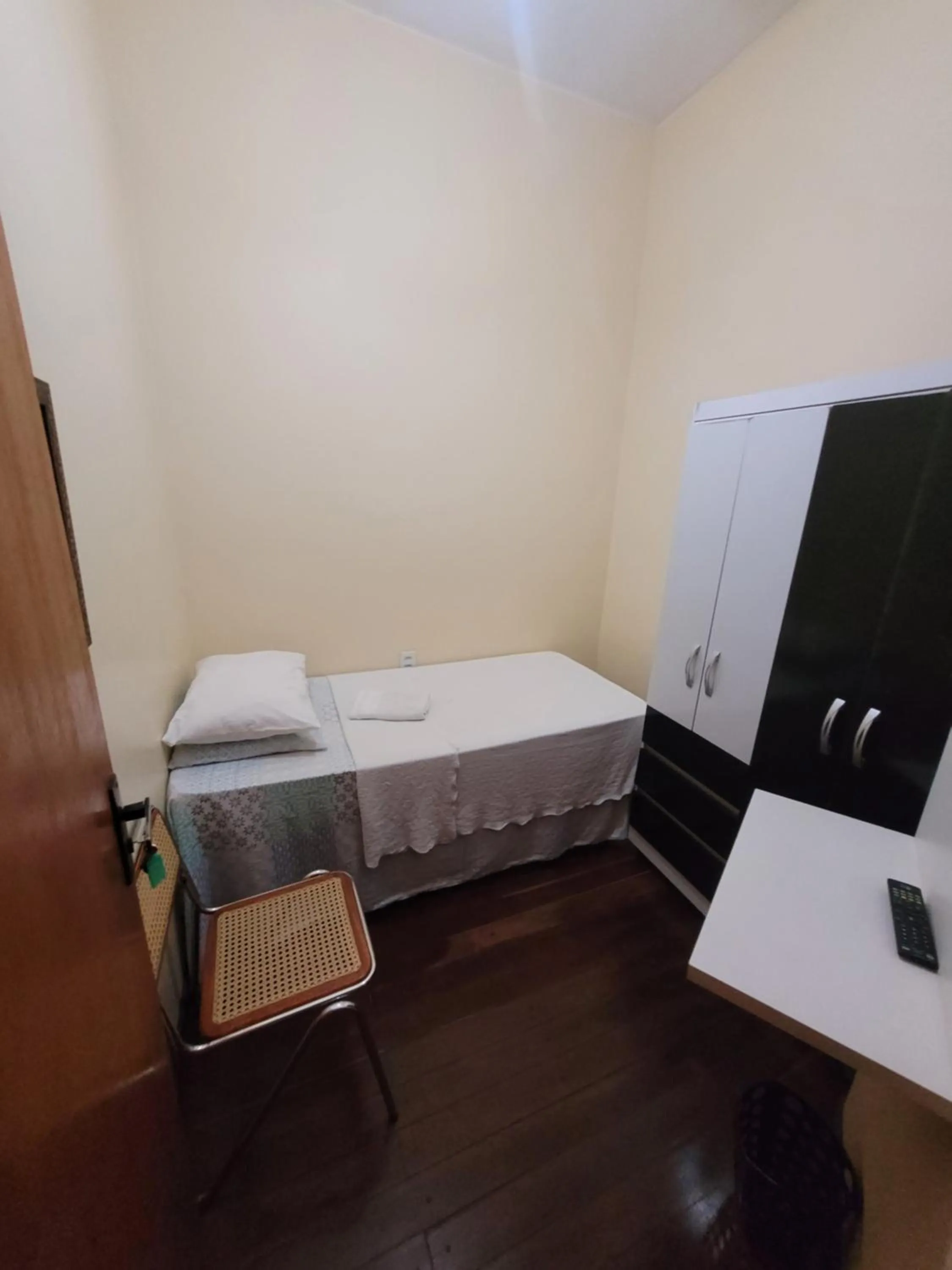 Photo of the whole room, Bed in Kzazendf Cama&Cafe Hospedagem Familiar