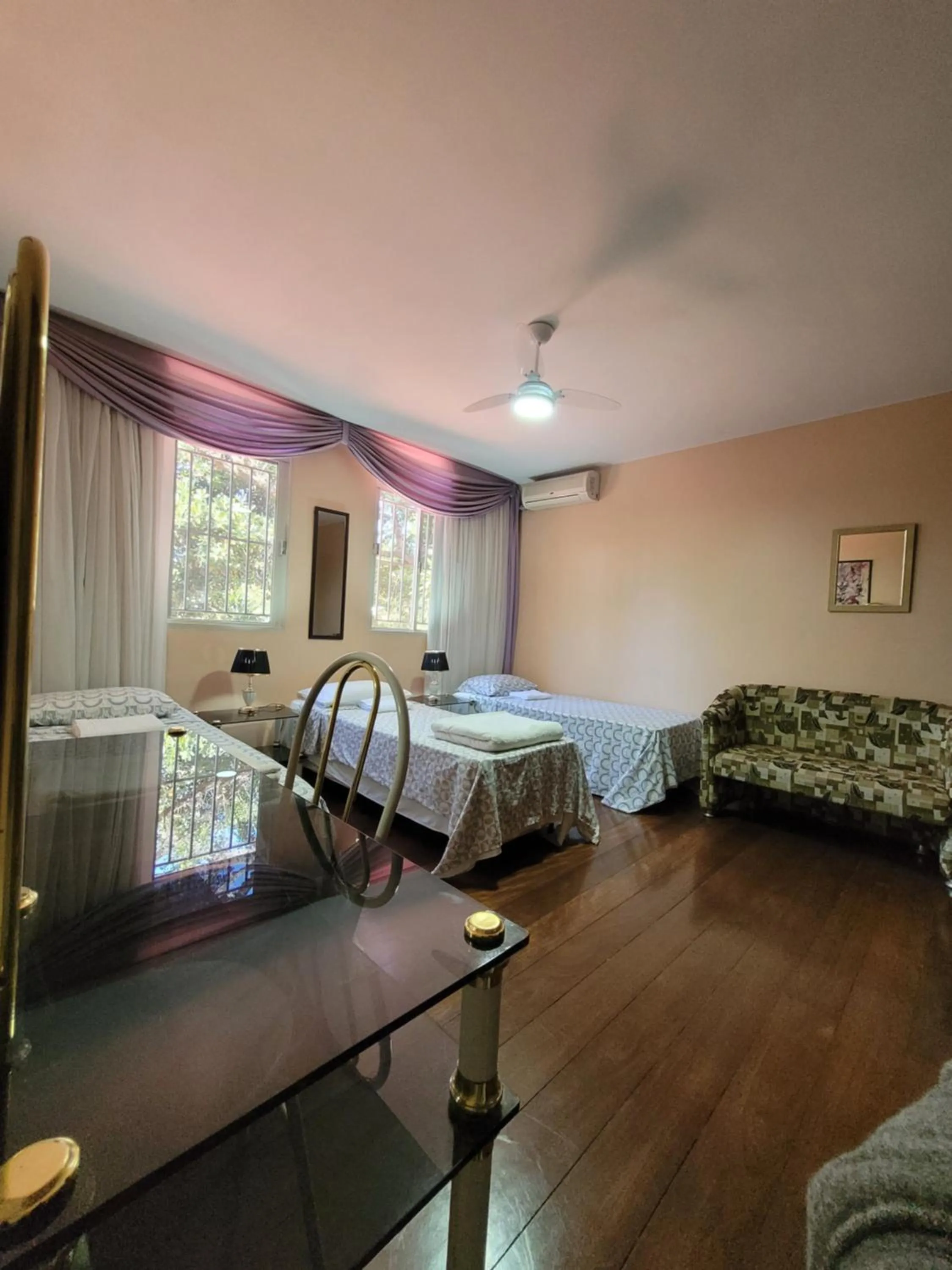 Photo of the whole room, Bed in Kzazendf Cama&Cafe Hospedagem Familiar