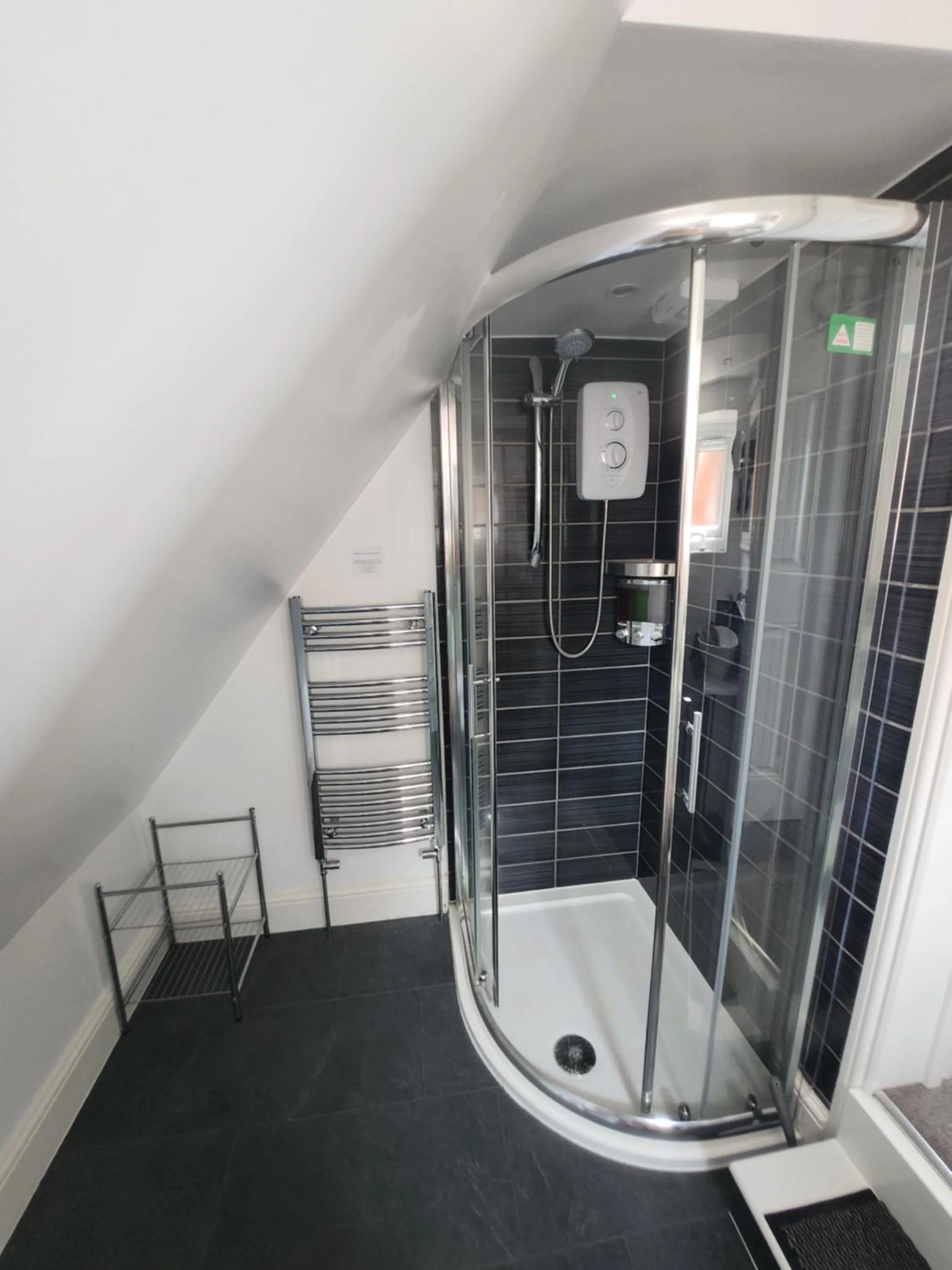 Shower in South Beach B & B