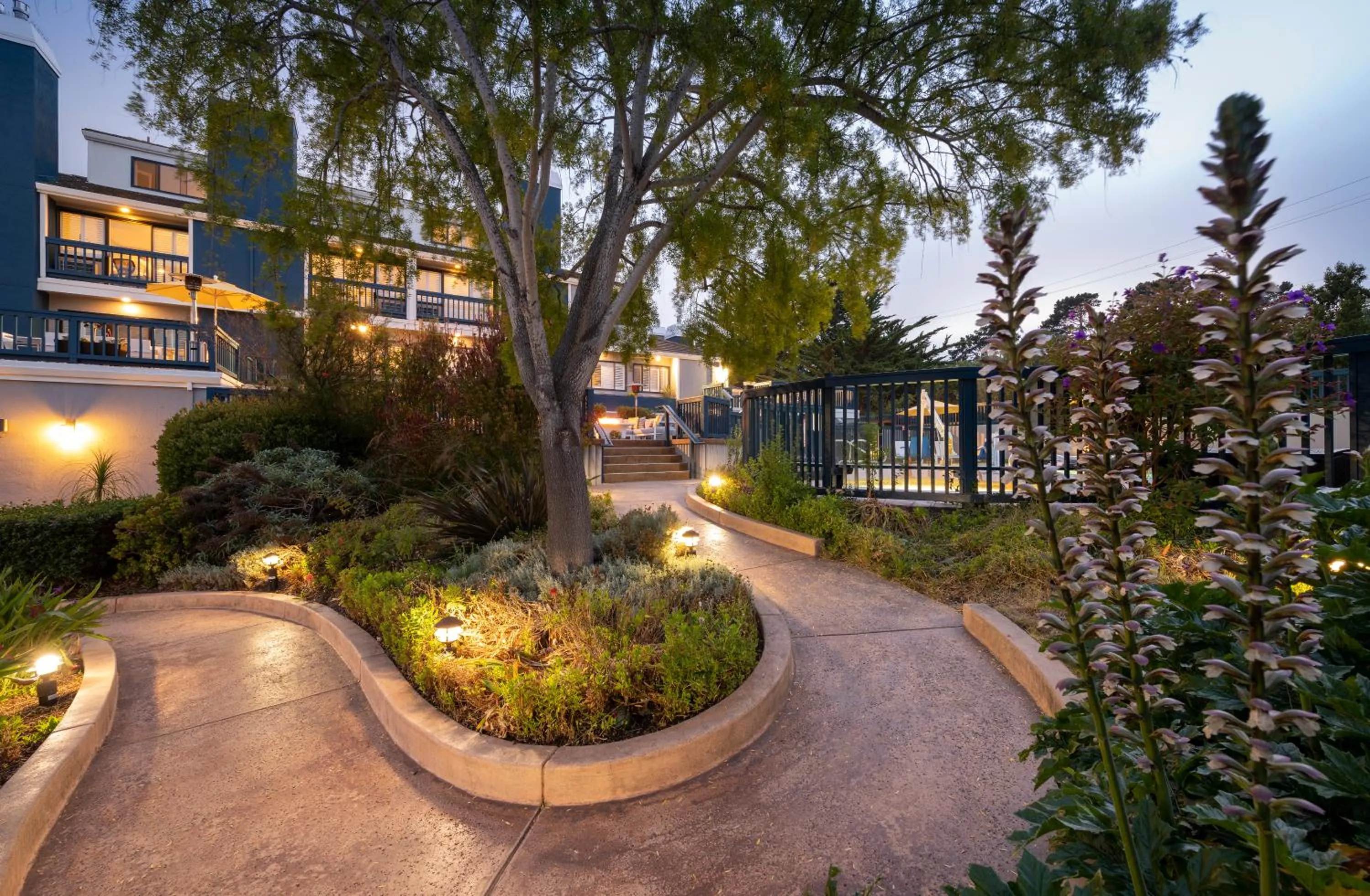 Property building in Mariposa Inn and Suites