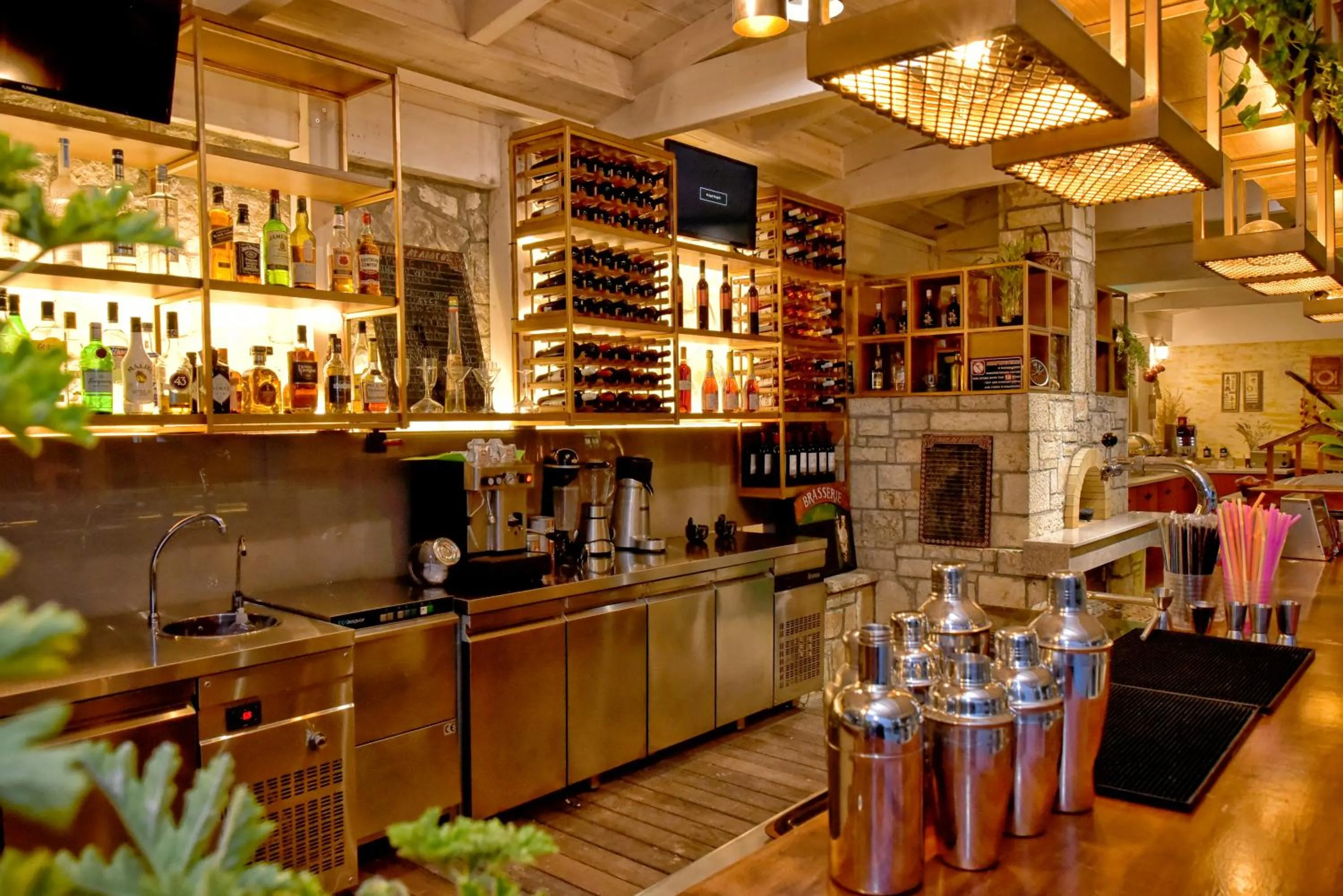 Coffee/tea facilities in Georgia's Garden by Omilos Hotels