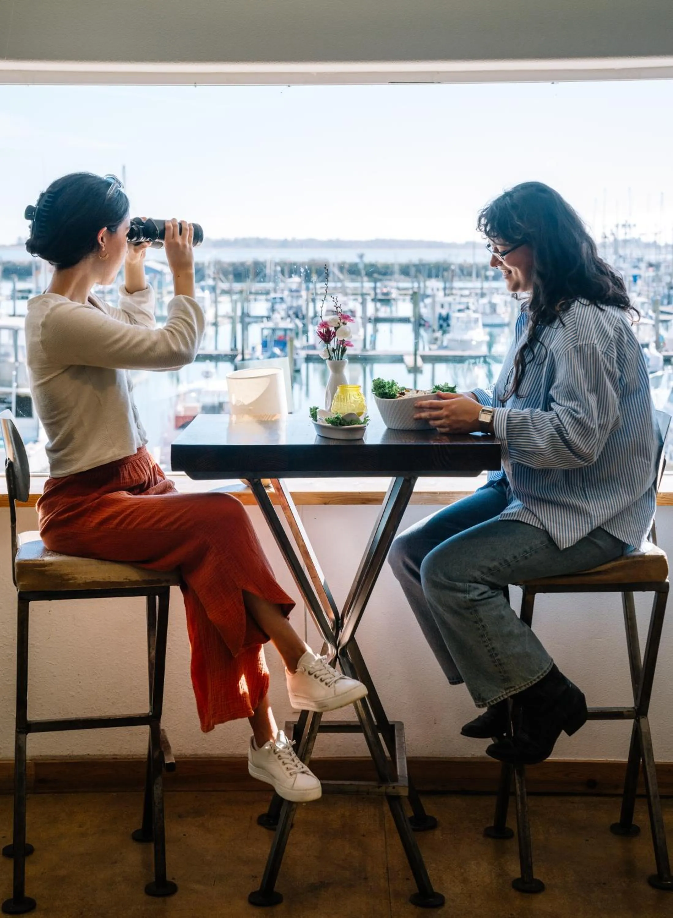 Restaurant/places to eat in Salt Hotel & Pub