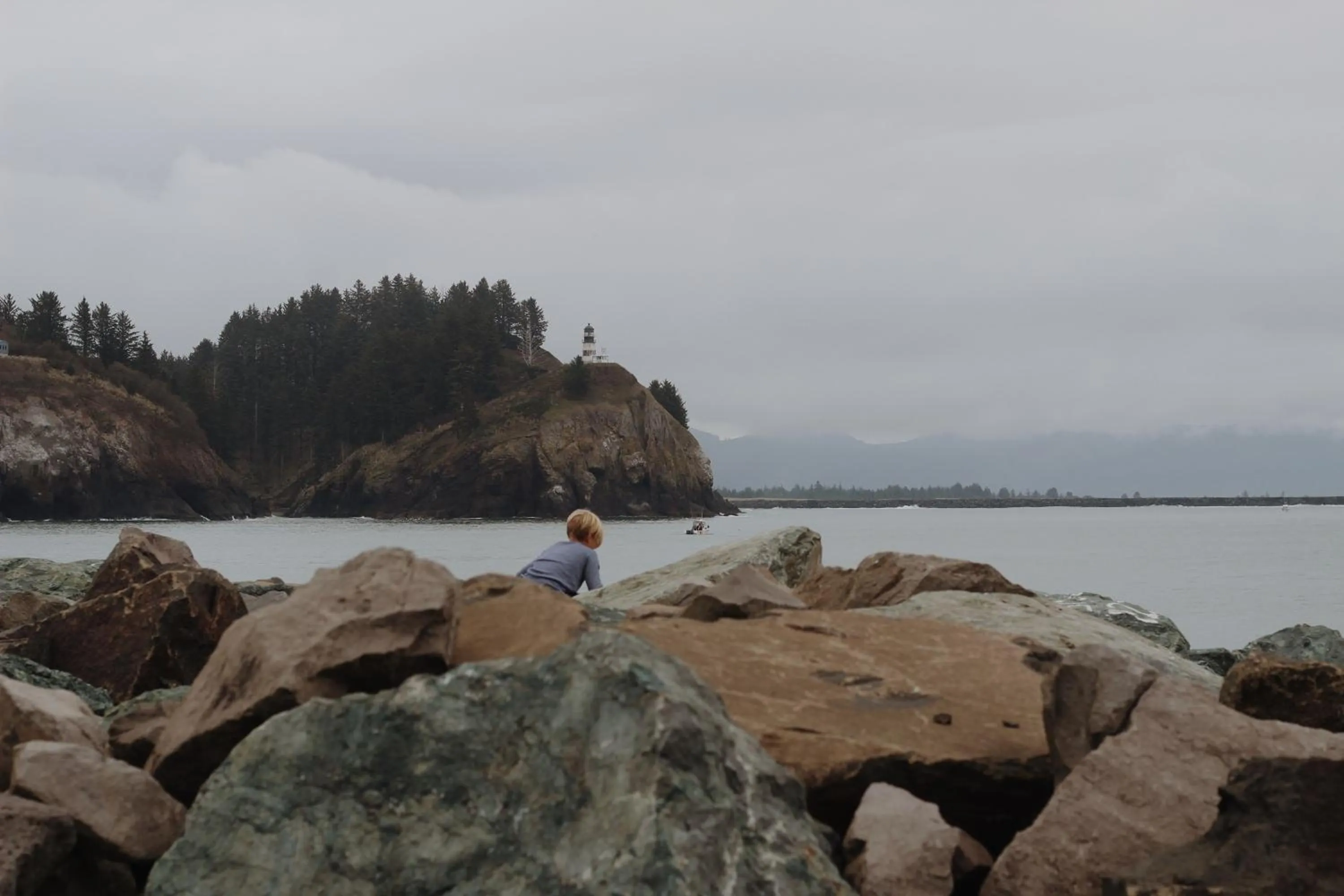 Beach in Salt Hotel & Pub