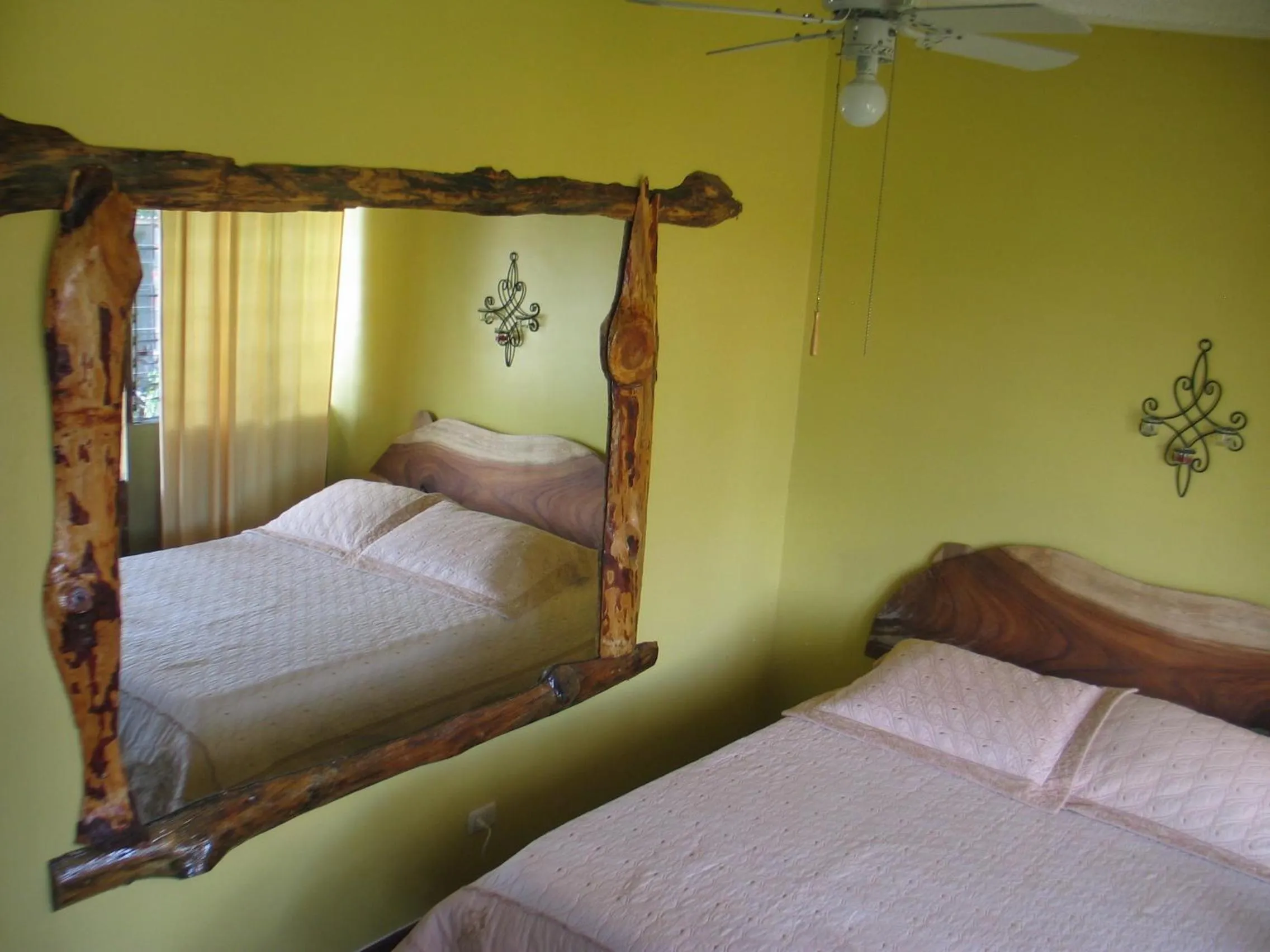 Photo of the whole room, Bed in Casa Antigua Hotel