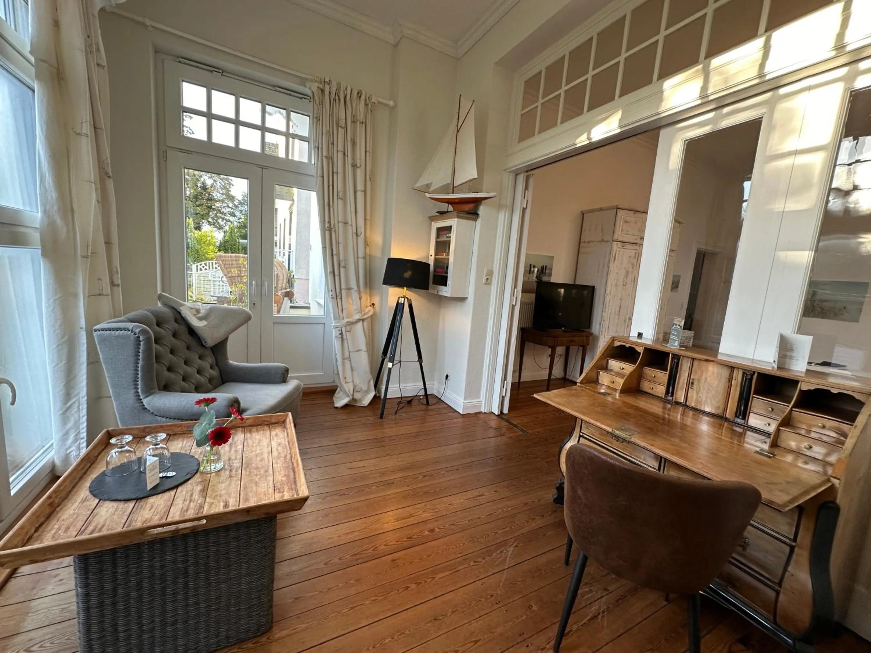 Photo of the whole room in Villa Pension Strandhaus - adults only