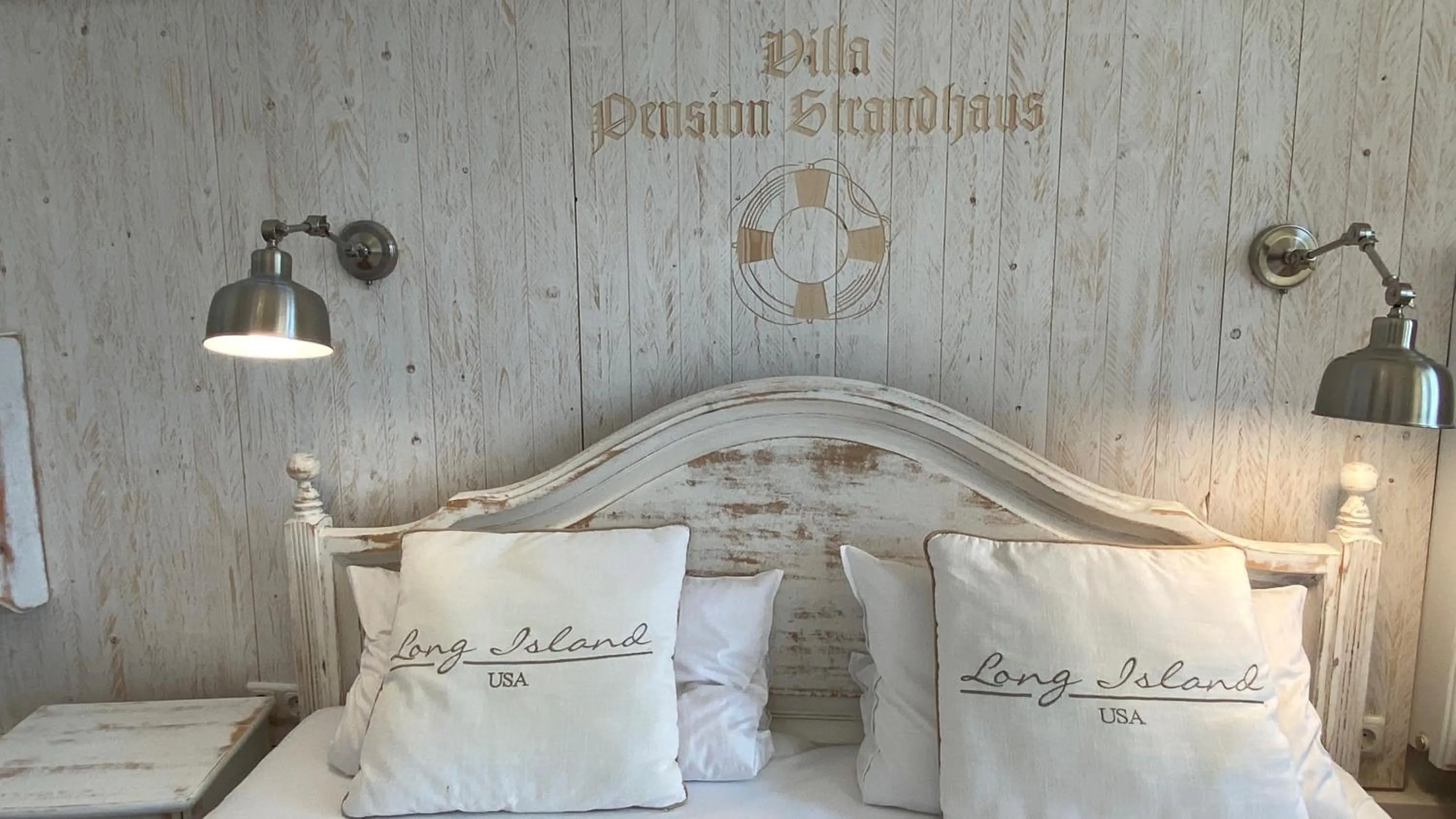 Bedroom, Bed in Villa Pension Strandhaus - adults only