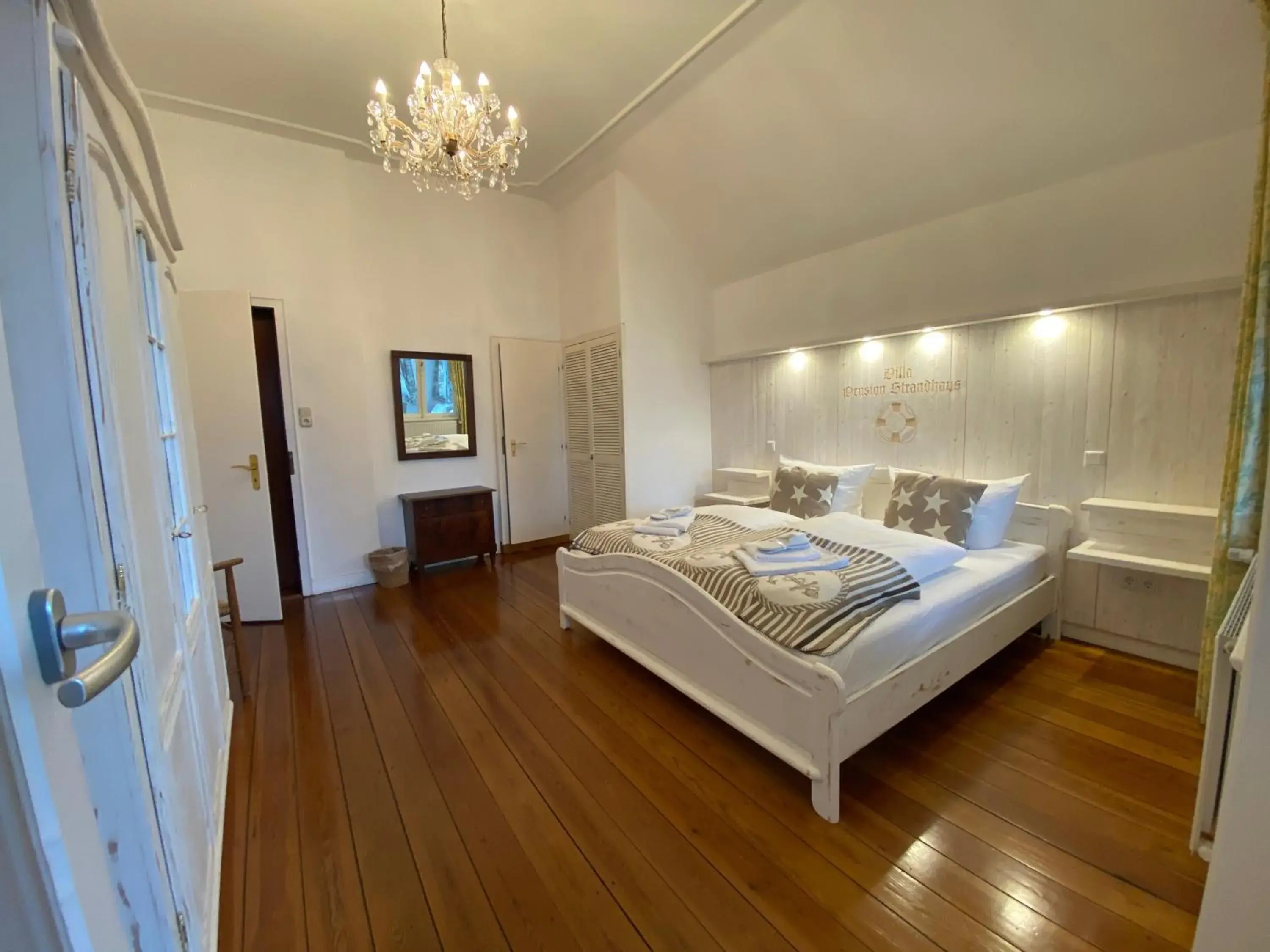 Deluxe Double Room with Sea View in Villa Pension Strandhaus - adults only Deluxe Double Room with Sea View in Villa Pension Strandhaus - adults only