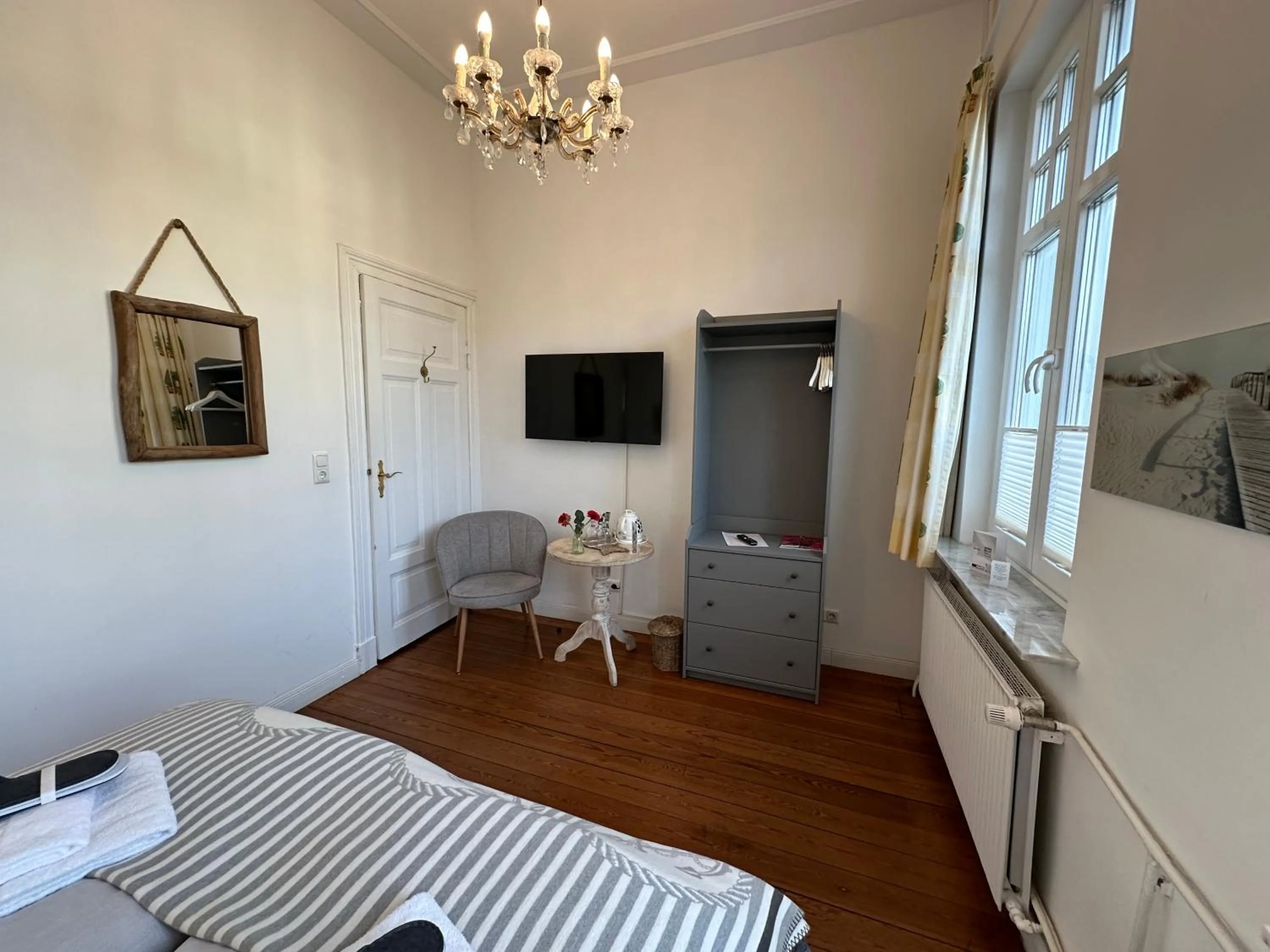 Photo of the whole room, Bed in Villa Pension Strandhaus - adults only