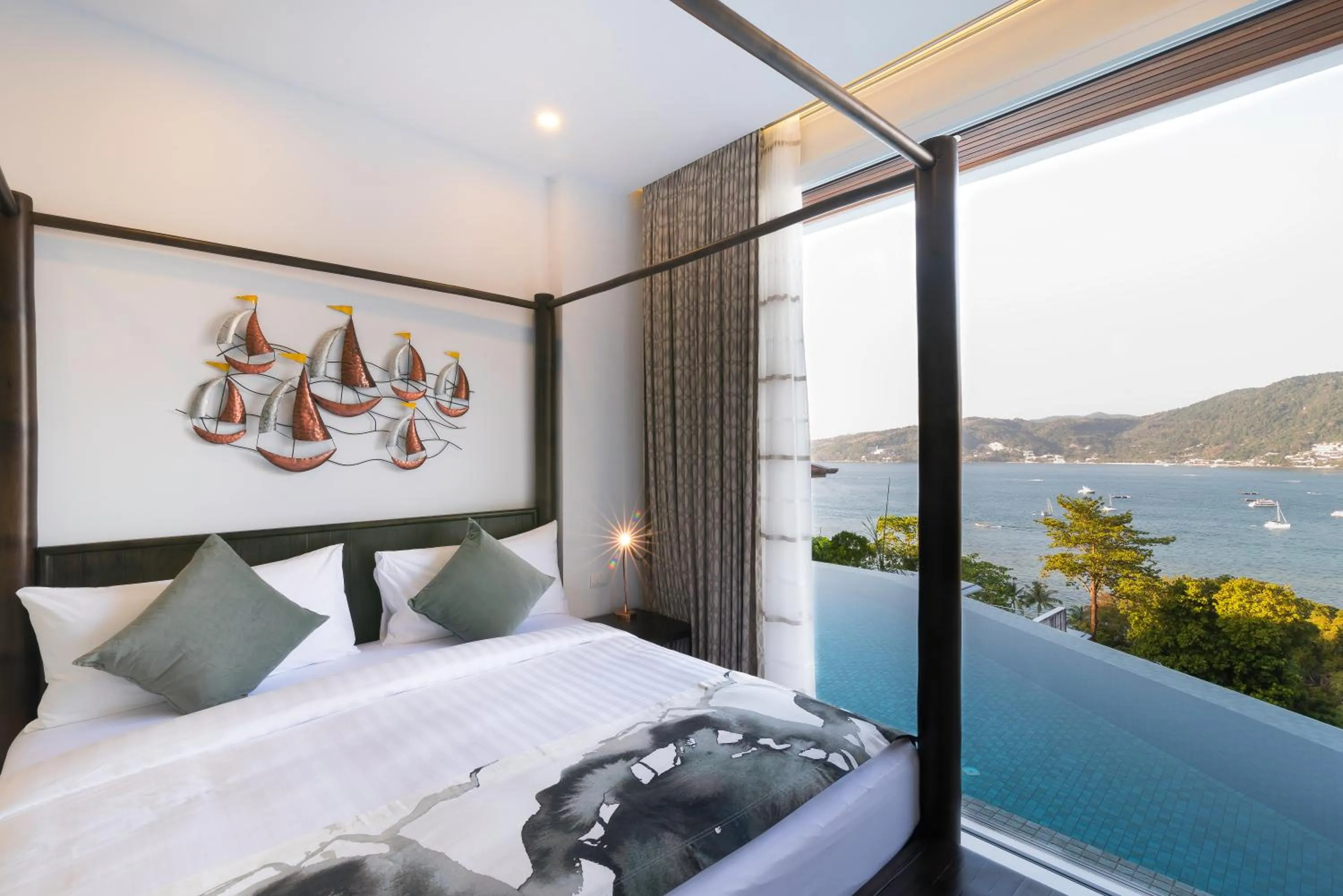 Bedroom, Bed in Jirana Patong