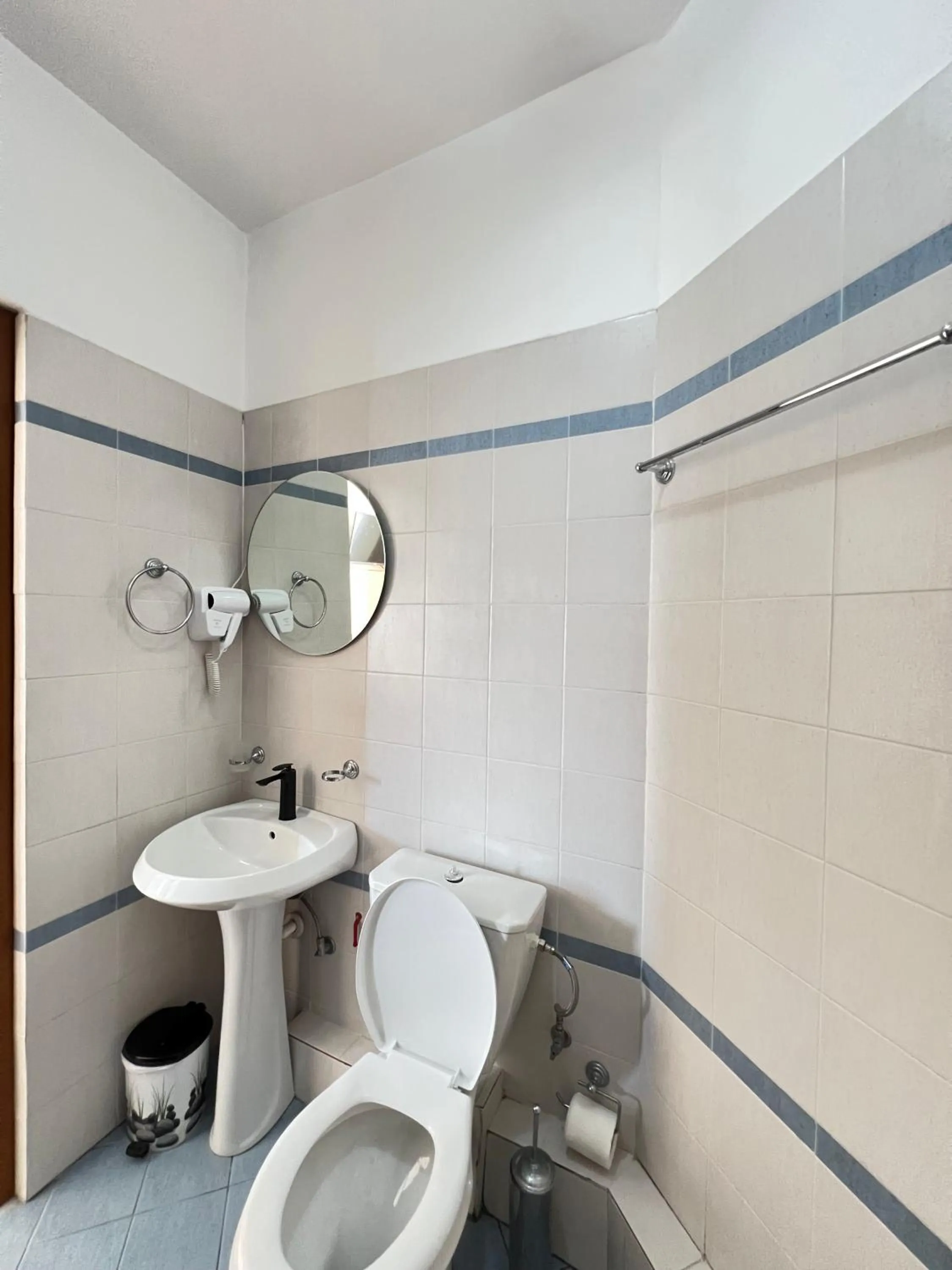 Toilet in Hotel Veli