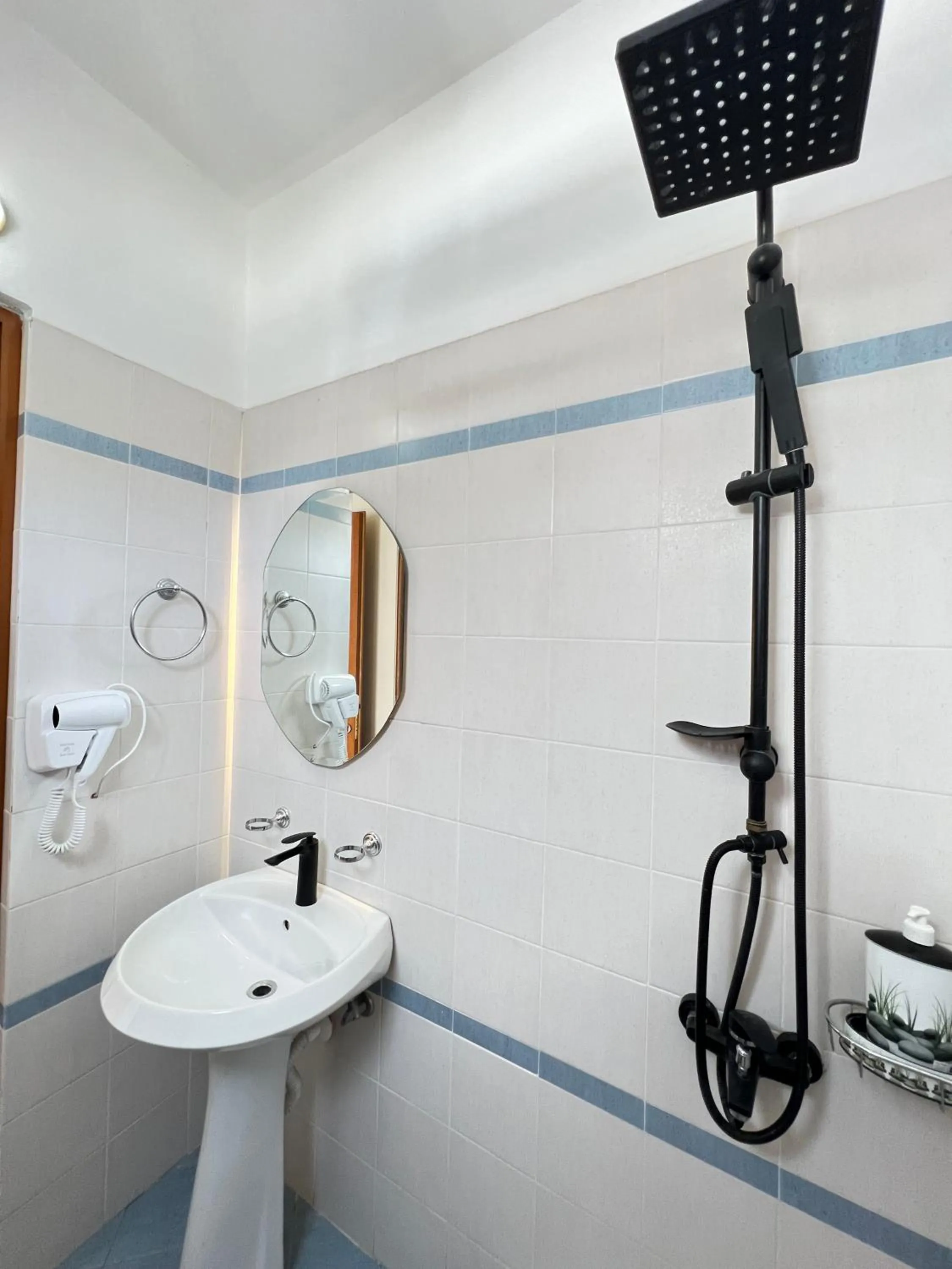 Toilet in Hotel Veli