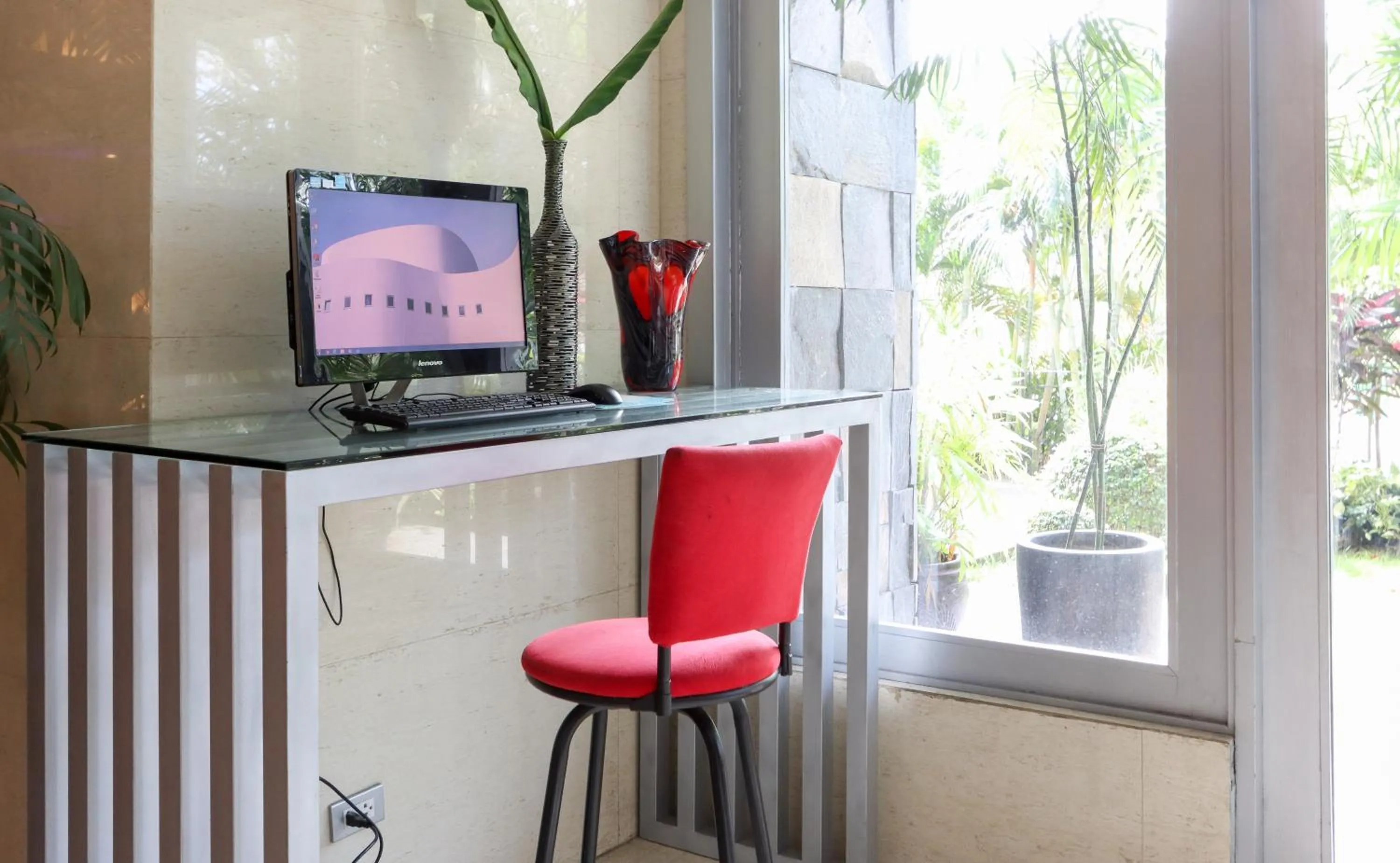 Business facilities in Paseo Premiere Hotel