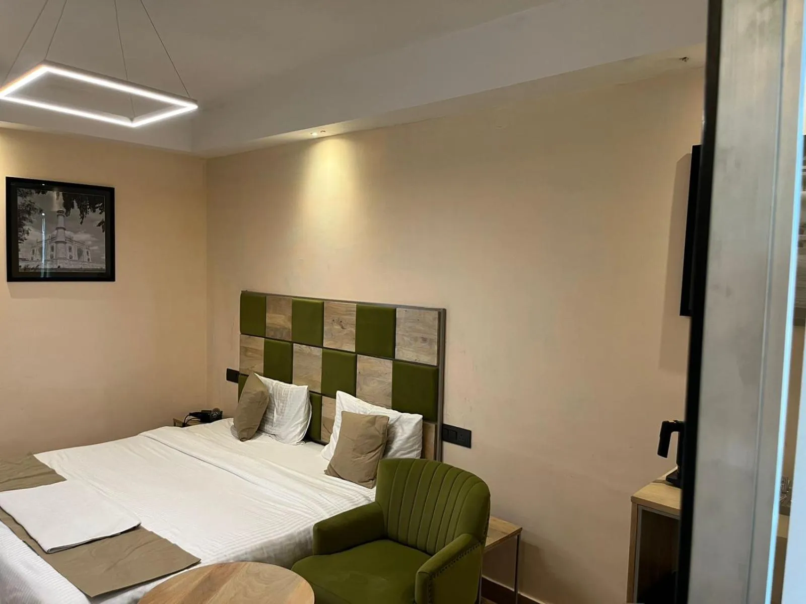 Bed in Hotel Dodas Palace