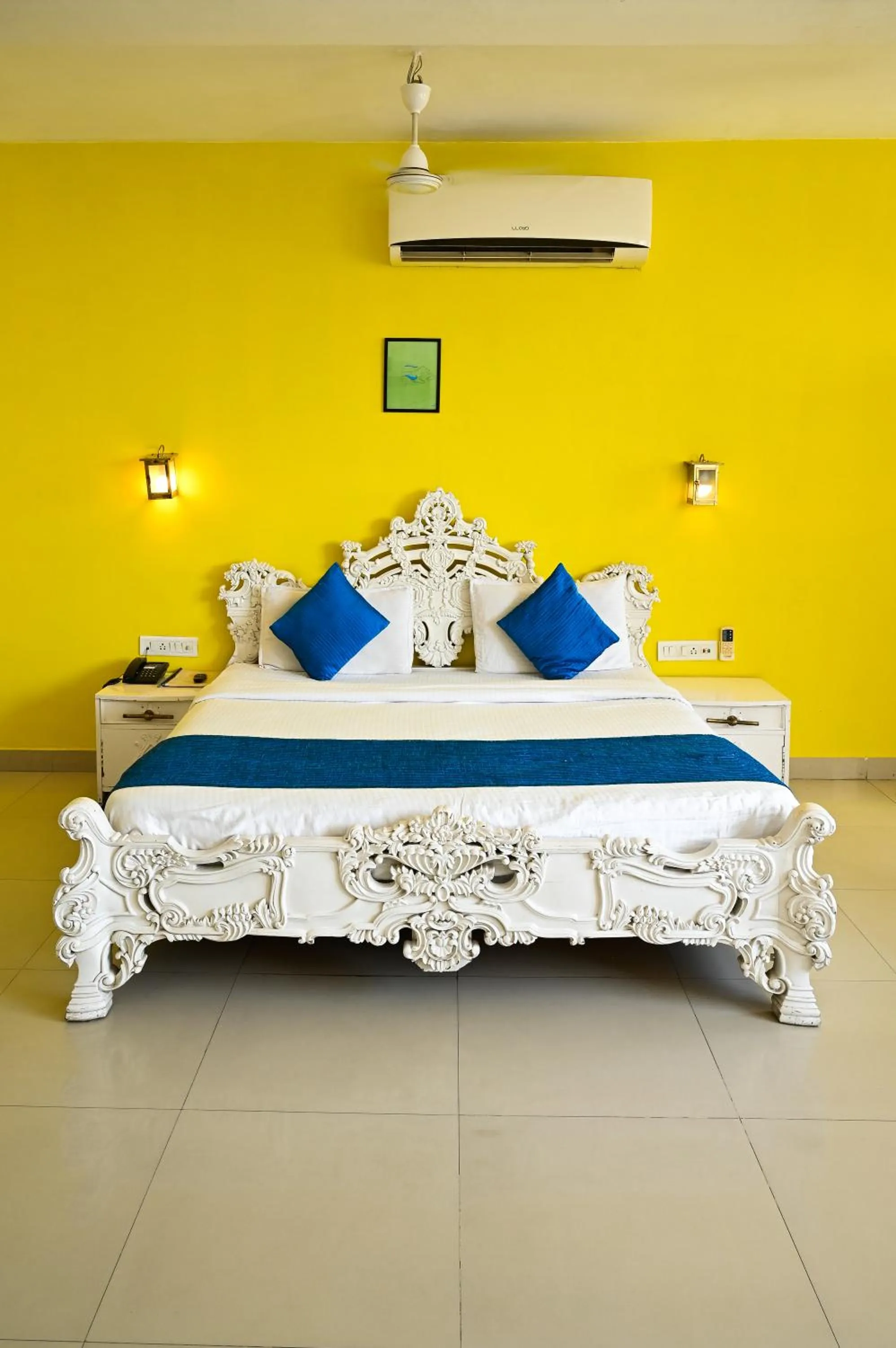 Bed in Hotel Dodas Palace