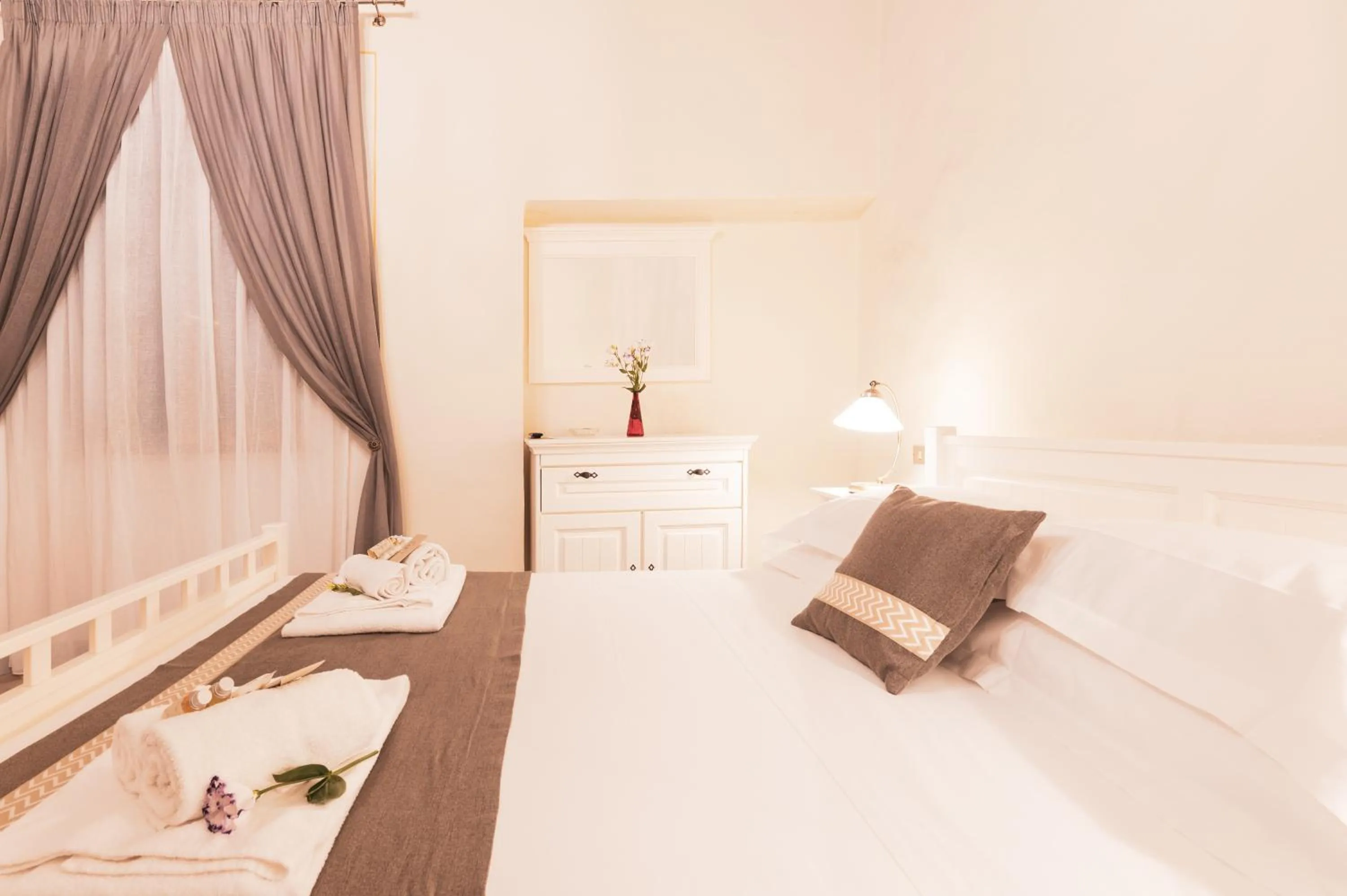 Photo of the whole room, Bed in Albergo Giardino