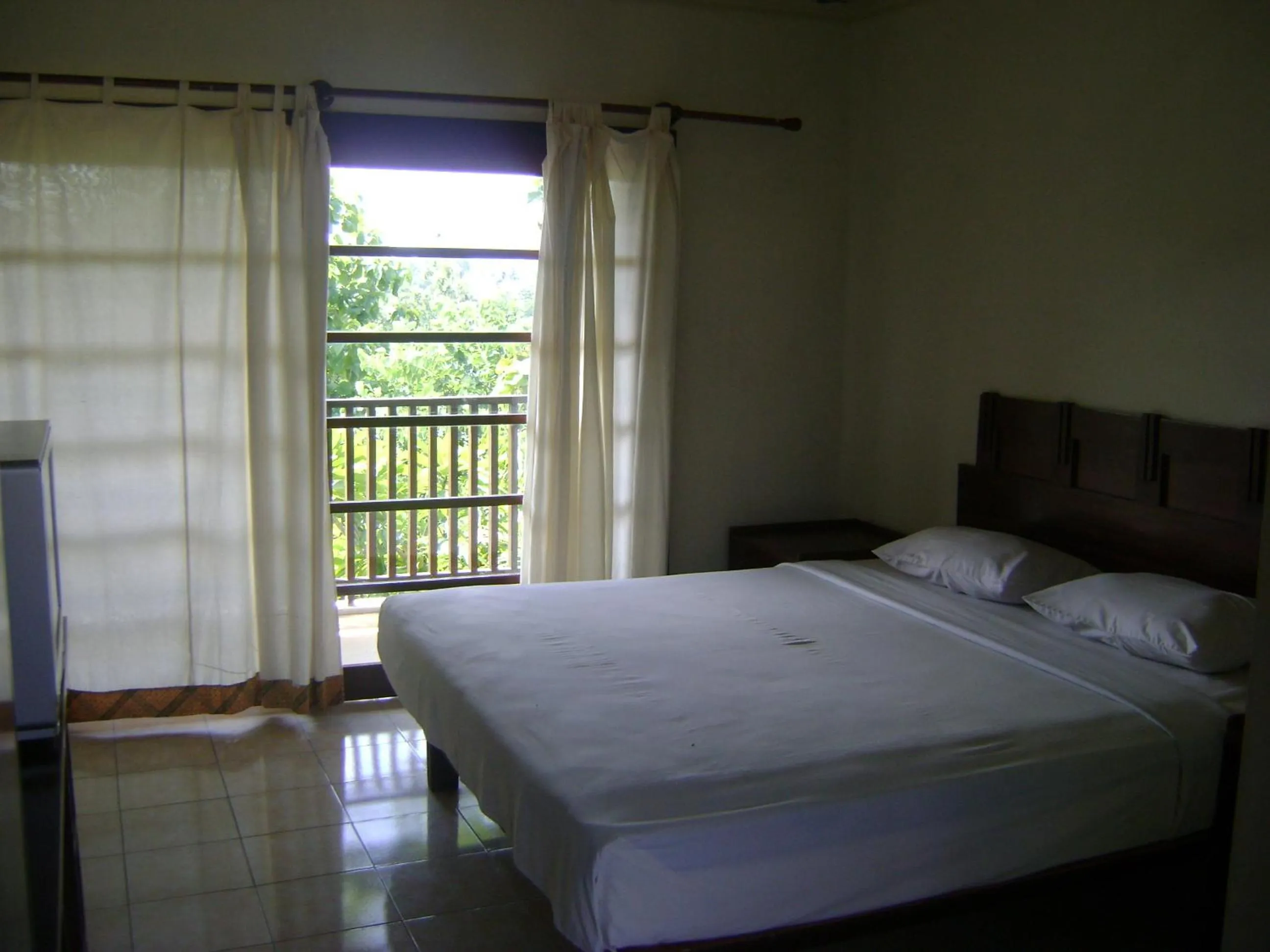 Bed in Swaloh Resort & Spa