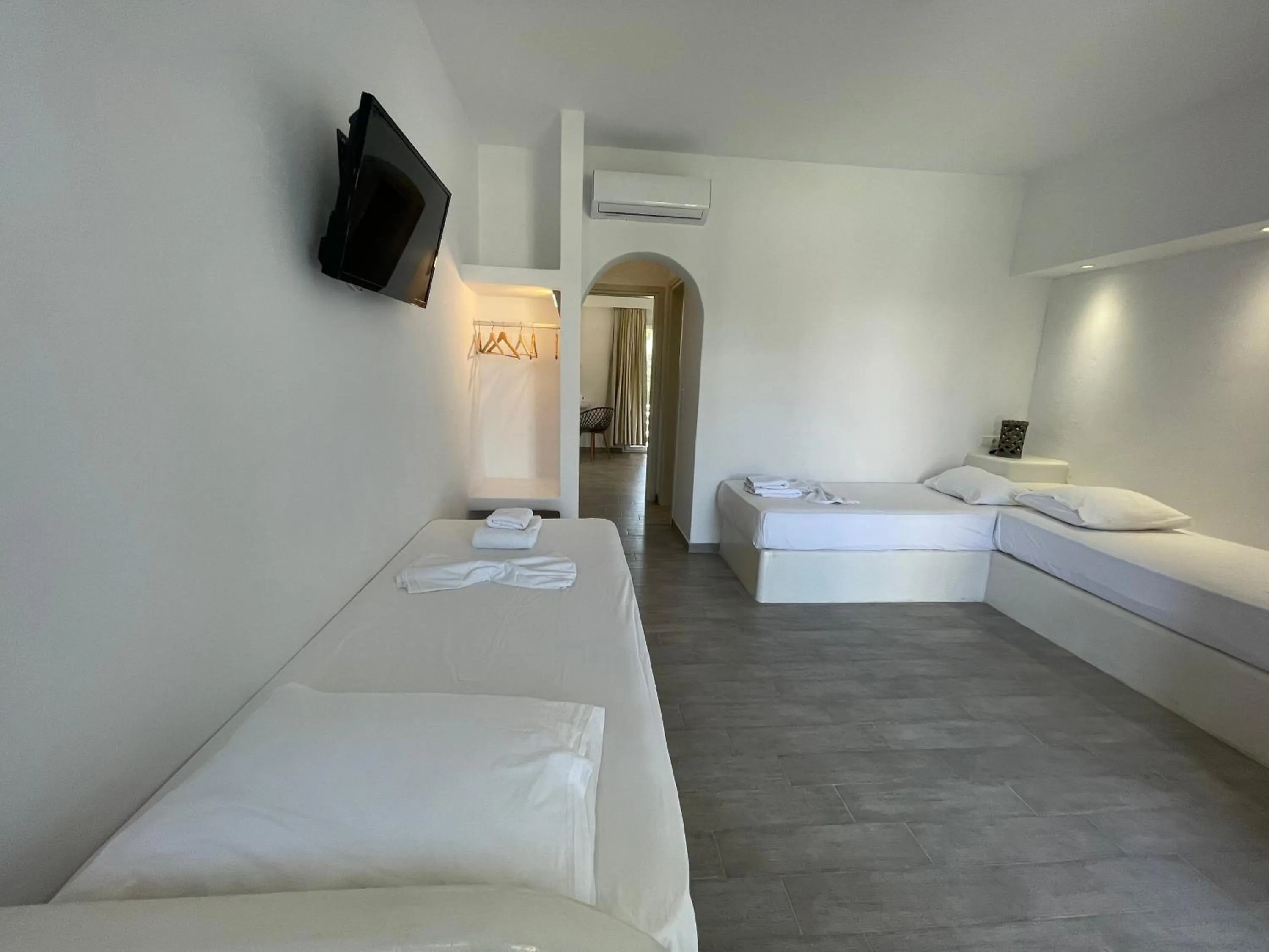 Photo of the whole room, Bed in Villa veranda