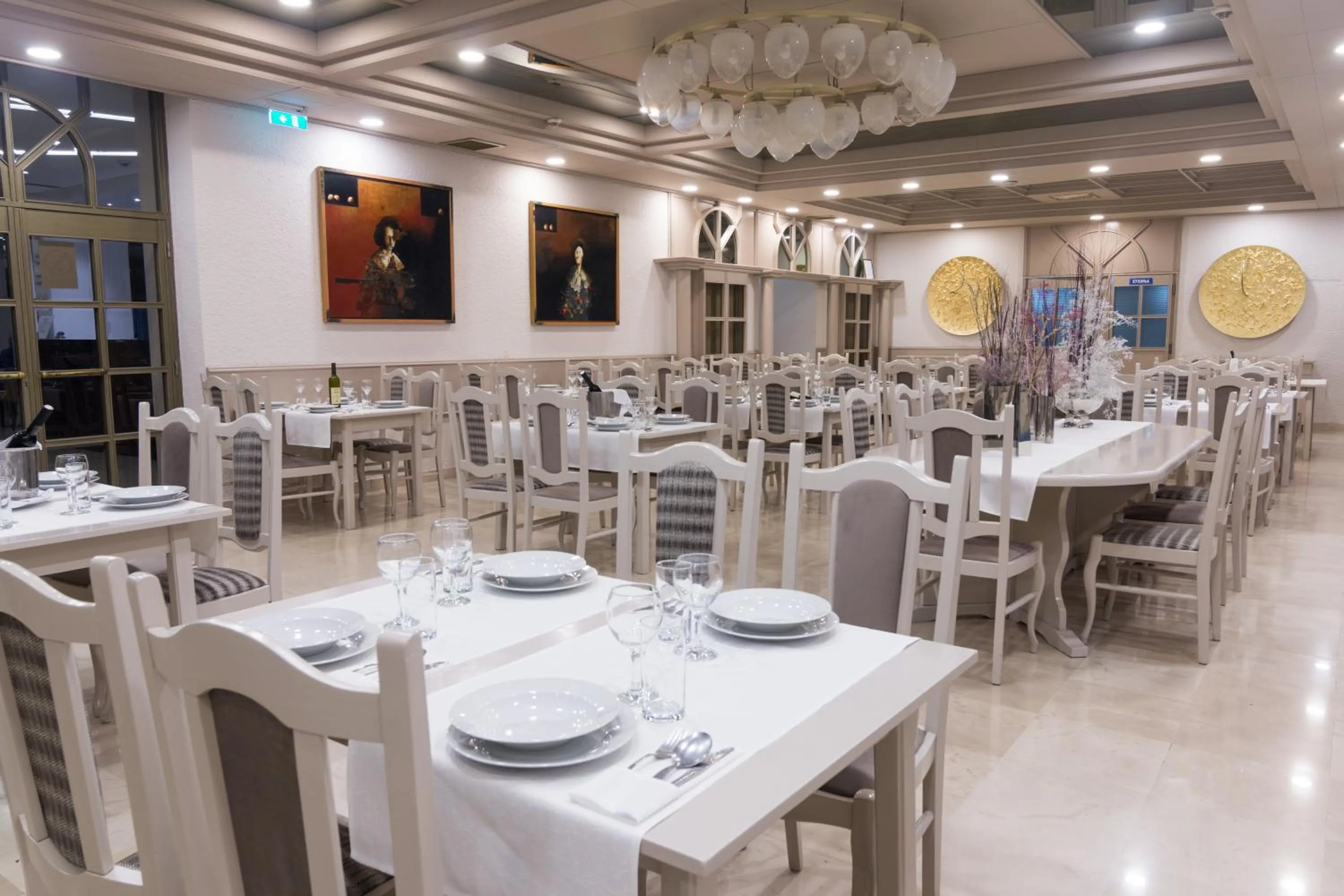 Restaurant/places to eat in Zepter Hotel Drina Bajina Basta, member of Zepter Hotels