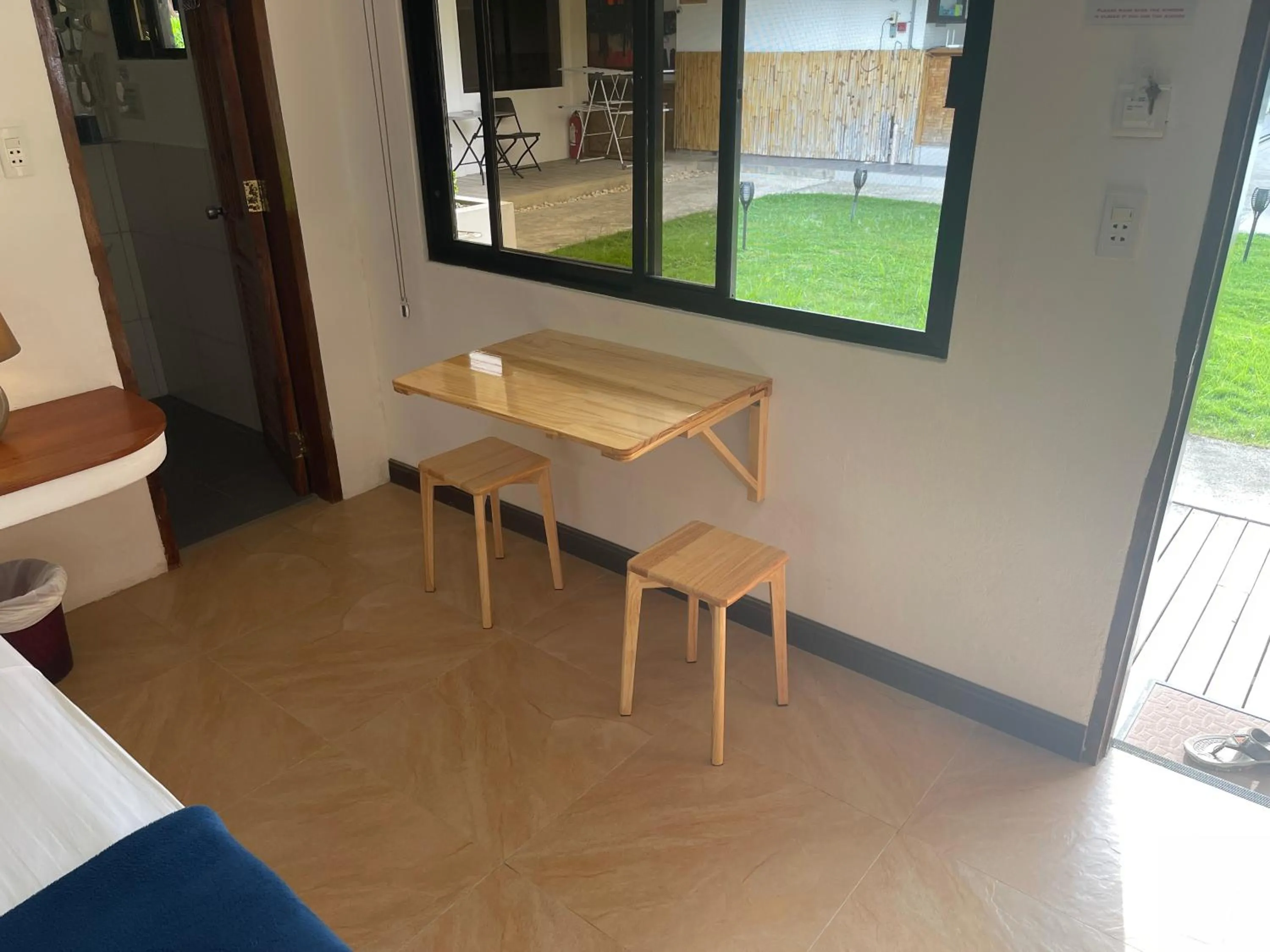 Guests in Parrot Resort Moalboal